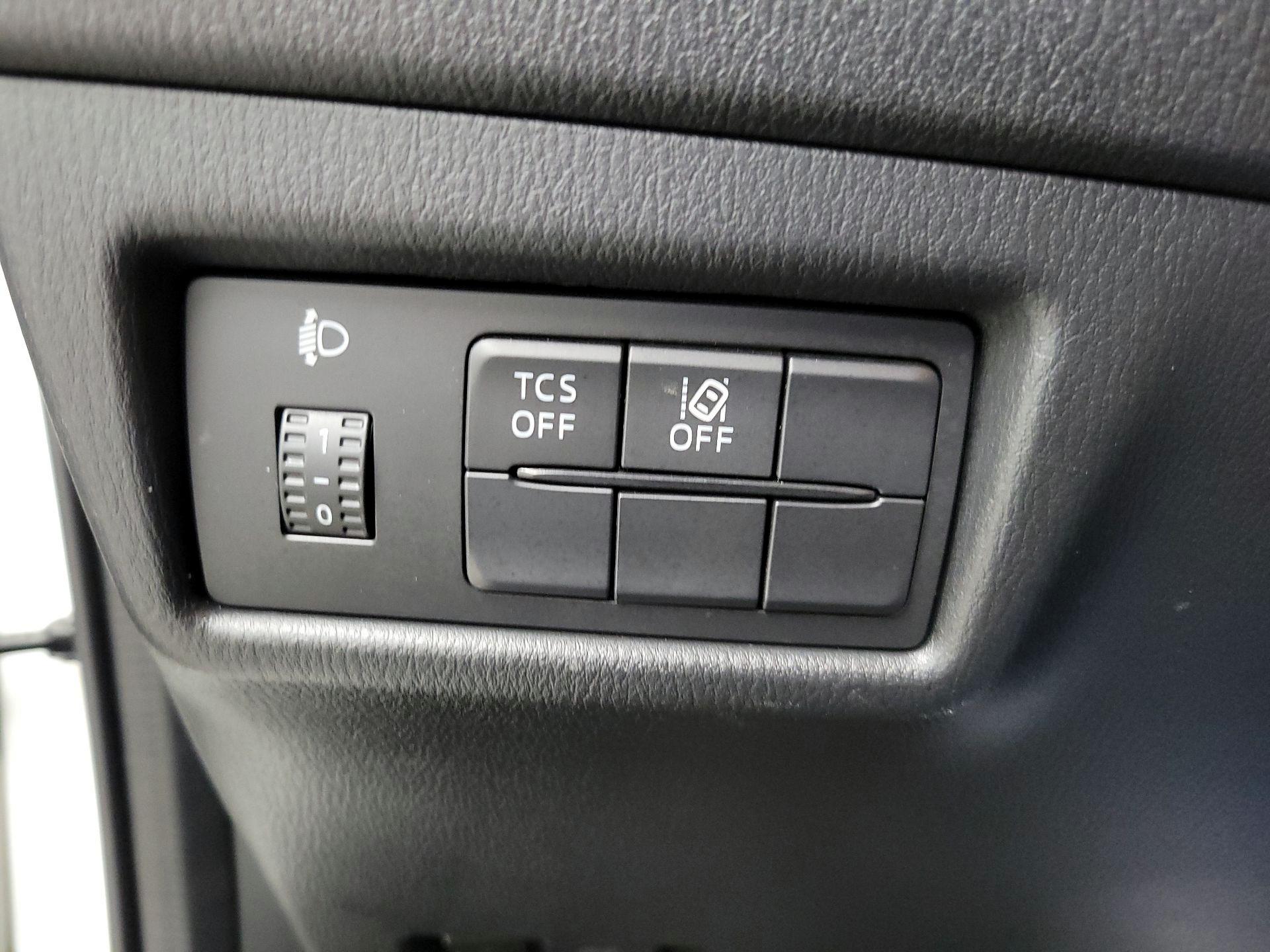 Thumbnail: 2018 Mazda CX-5 - 13