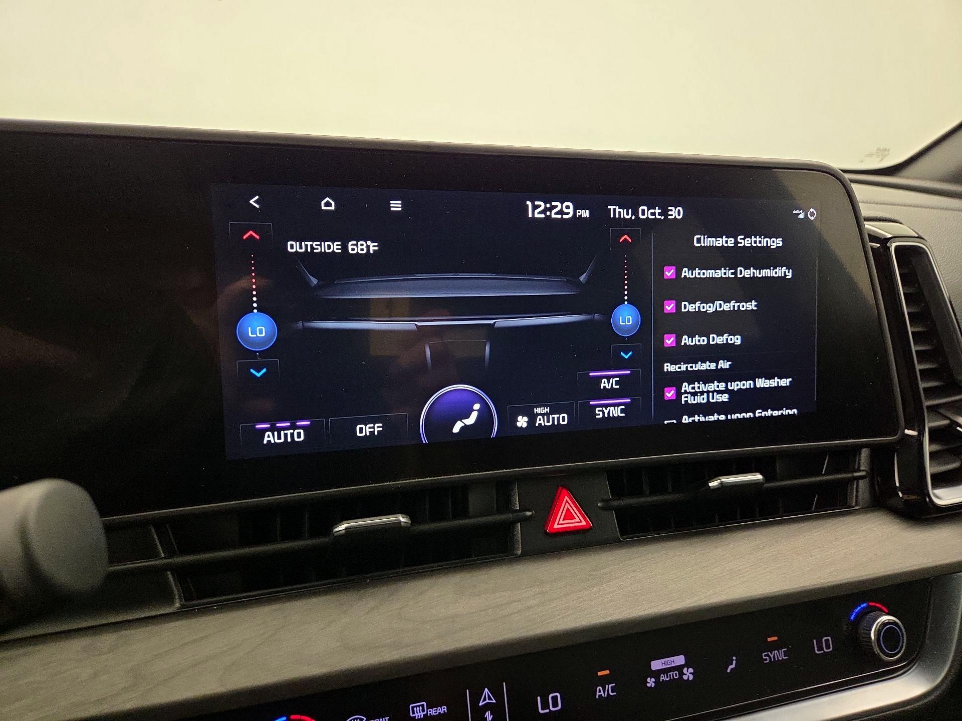 Thumbnail: 2023 Kia Sportage - 17