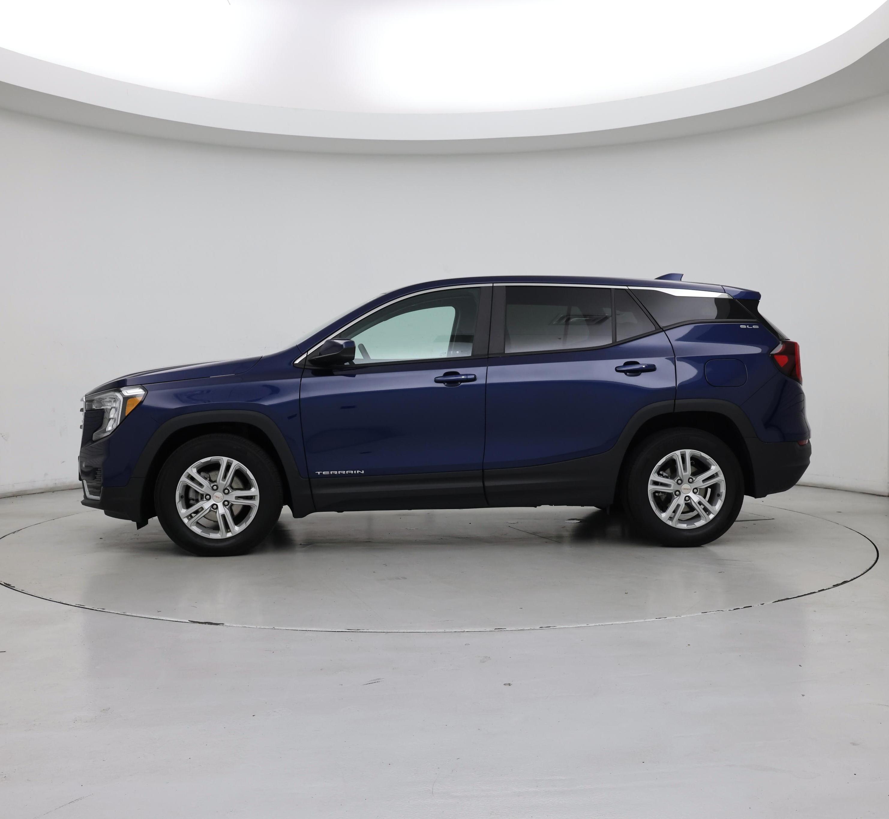 Thumbnail: 2023 GMC Terrain - 3