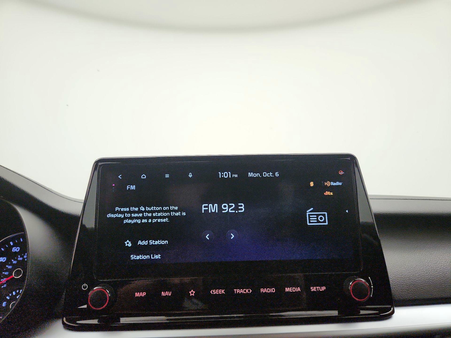 Thumbnail: 2023 Kia Forte - 16