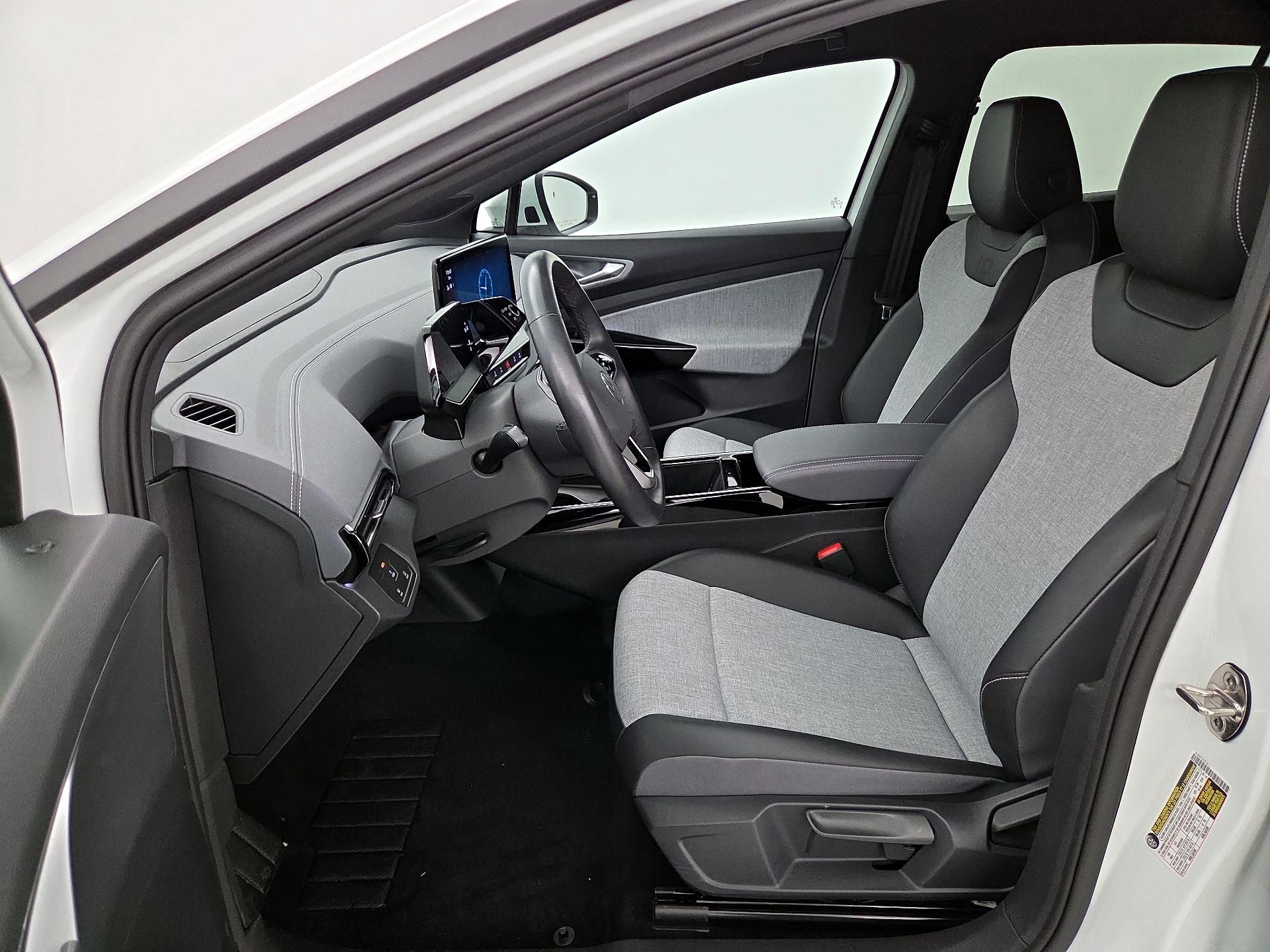 Thumbnail: 2023 Volkswagen ID.4 - 11