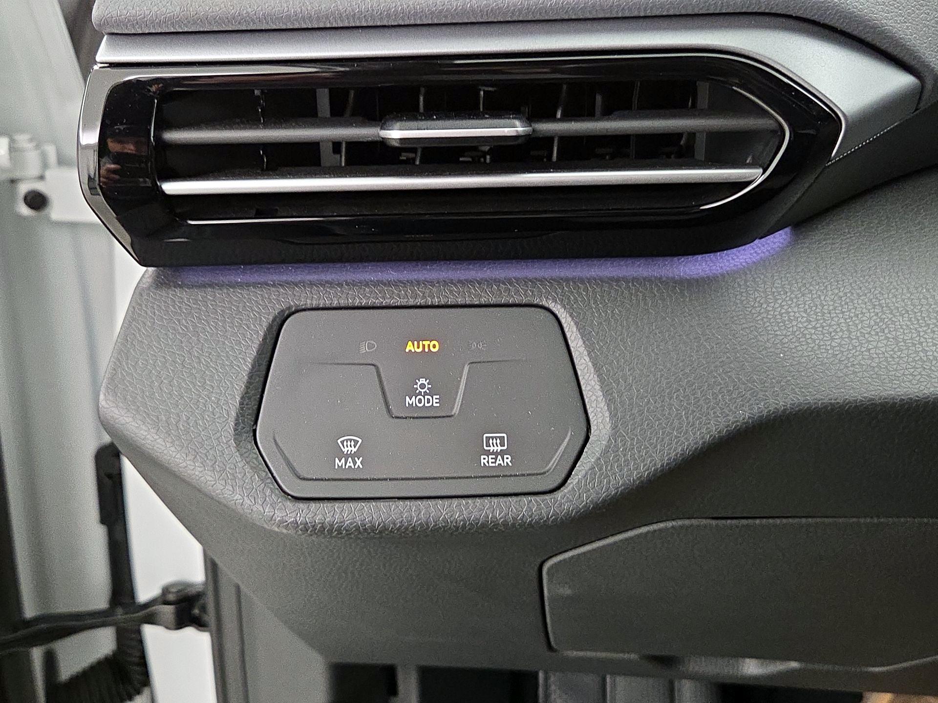 Thumbnail: 2023 Volkswagen ID.4 - 13