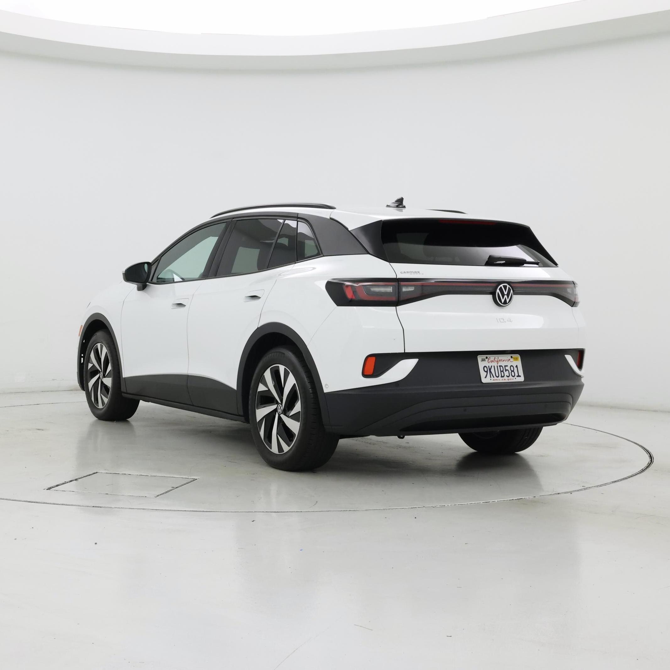 Thumbnail: 2023 Volkswagen ID.4 - 2