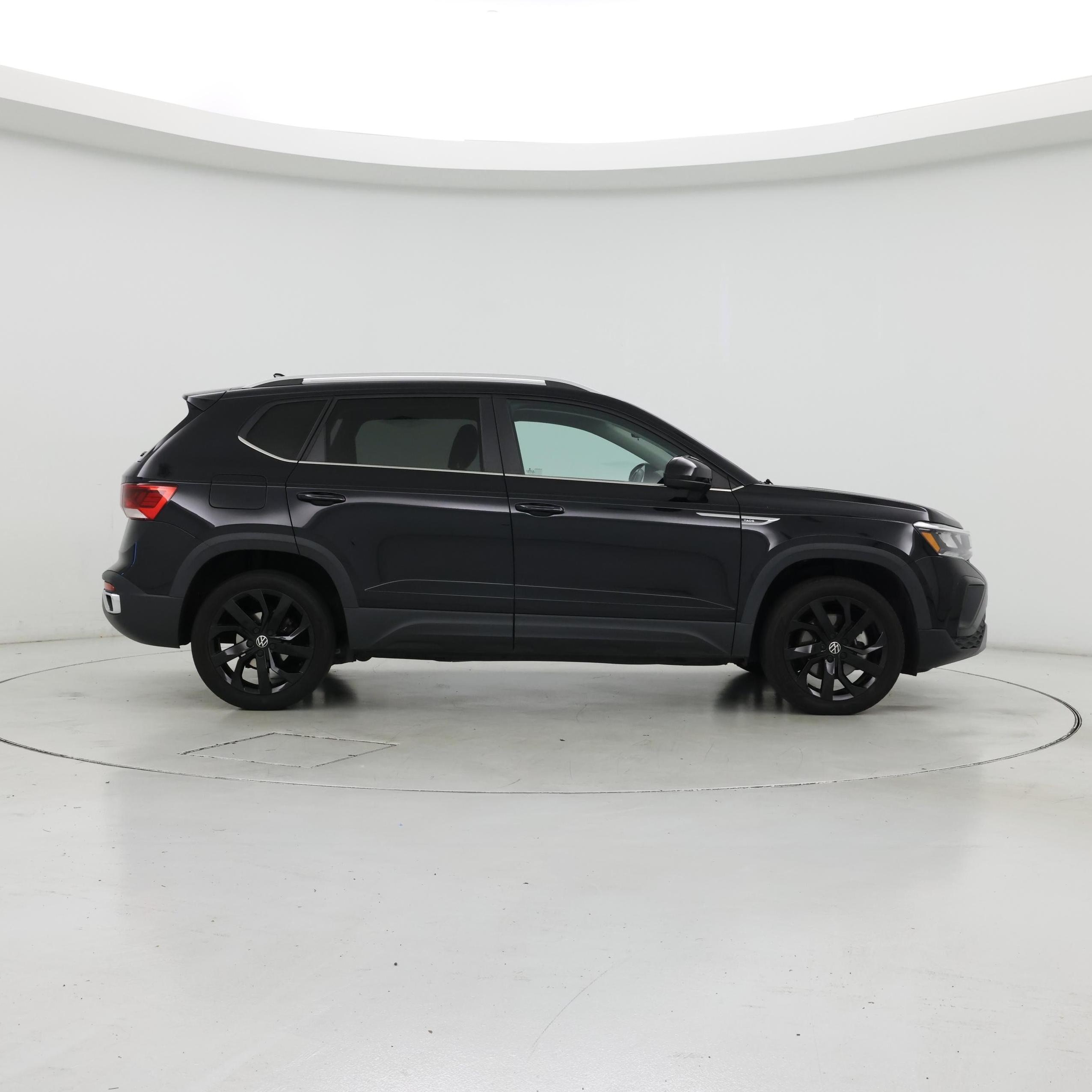 Thumbnail: 2022 Volkswagen Taos - 7