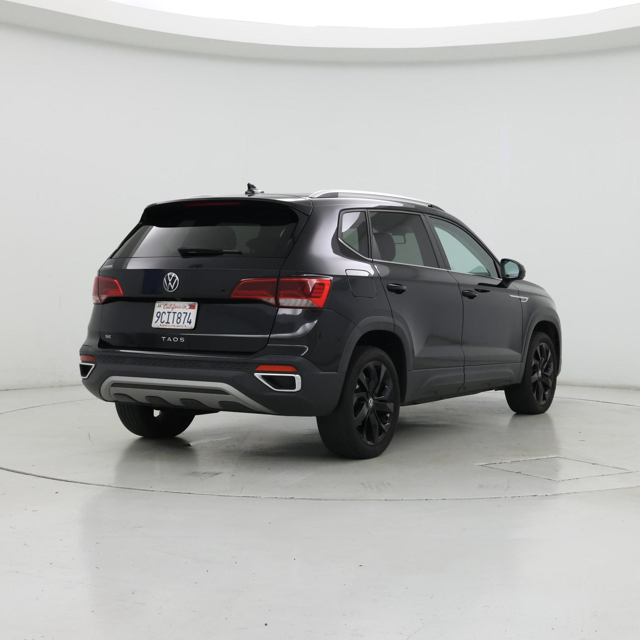 Thumbnail: 2022 Volkswagen Taos - 8