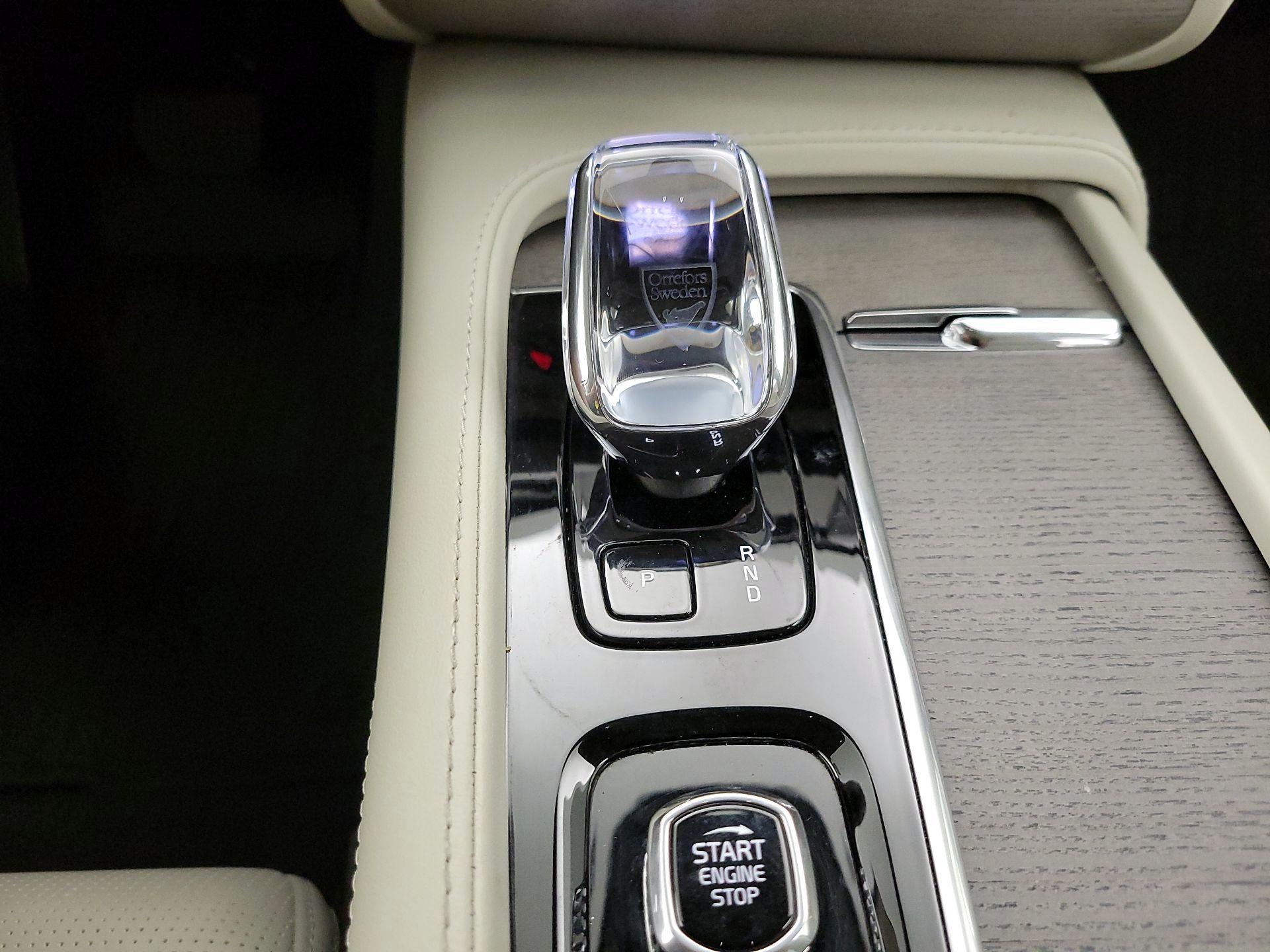 Thumbnail: 2024 Volvo XC90 - 18