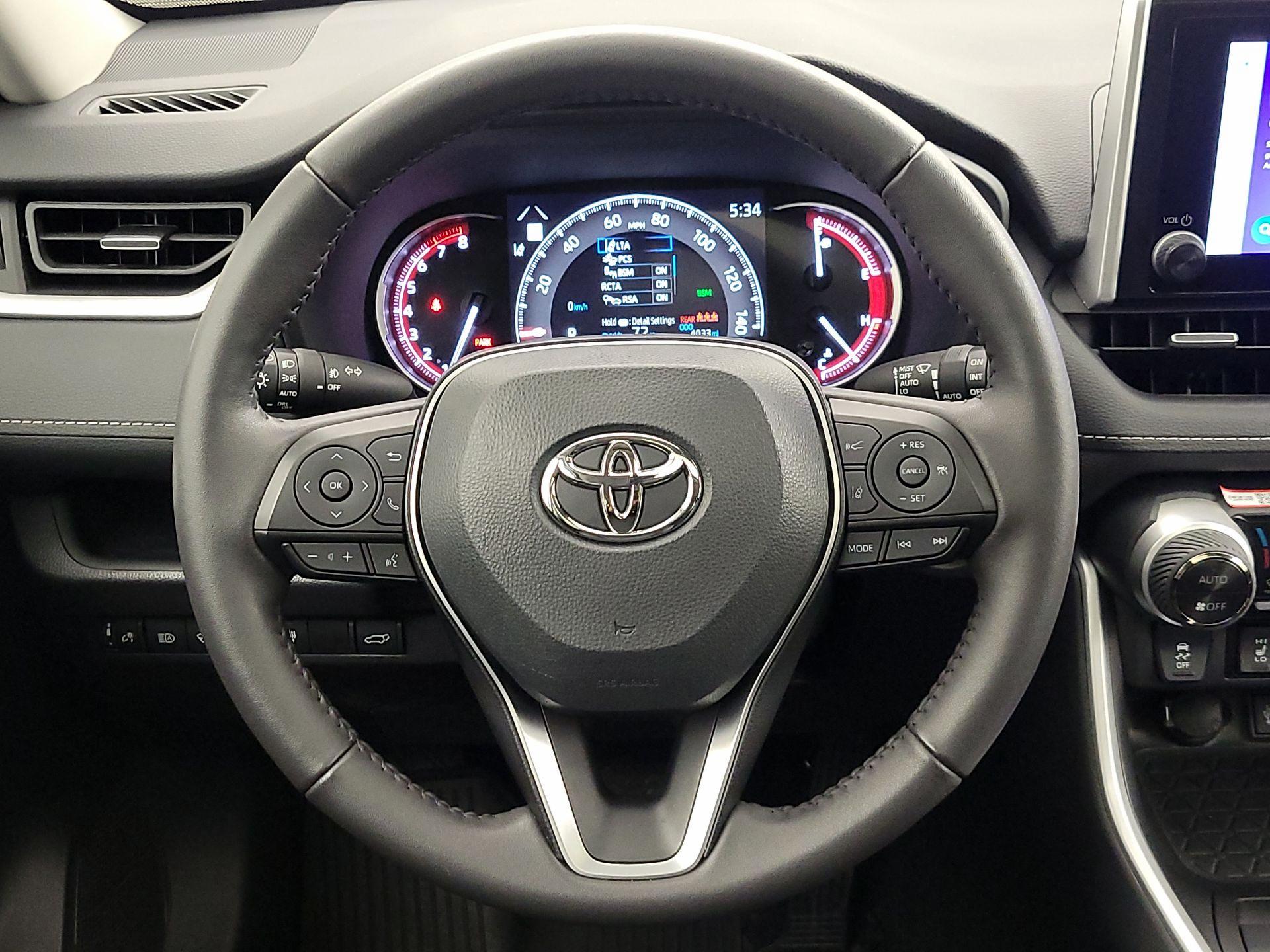 Thumbnail: 2024 Toyota RAV4 - 10