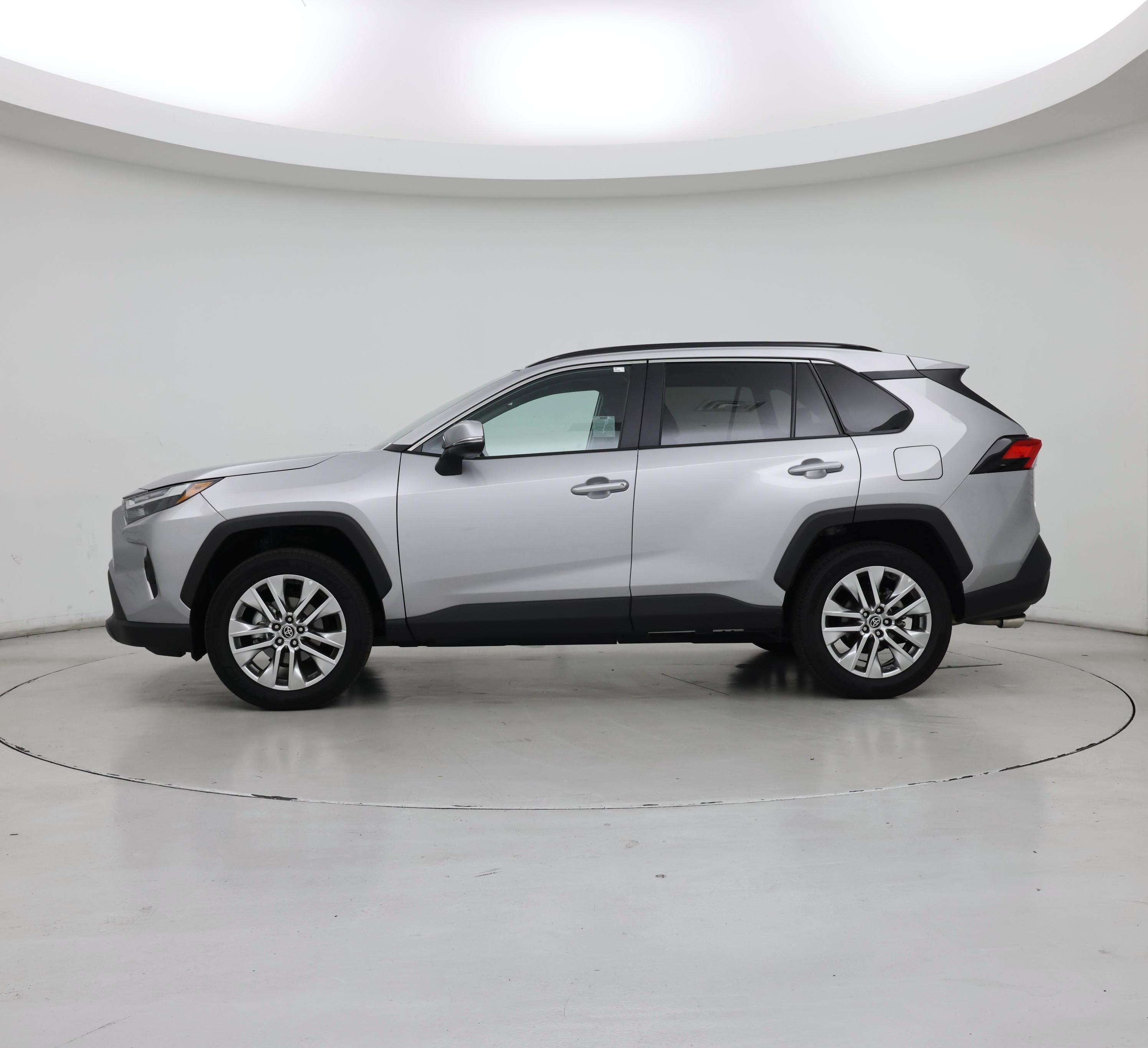 Thumbnail: 2024 Toyota RAV4 - 3