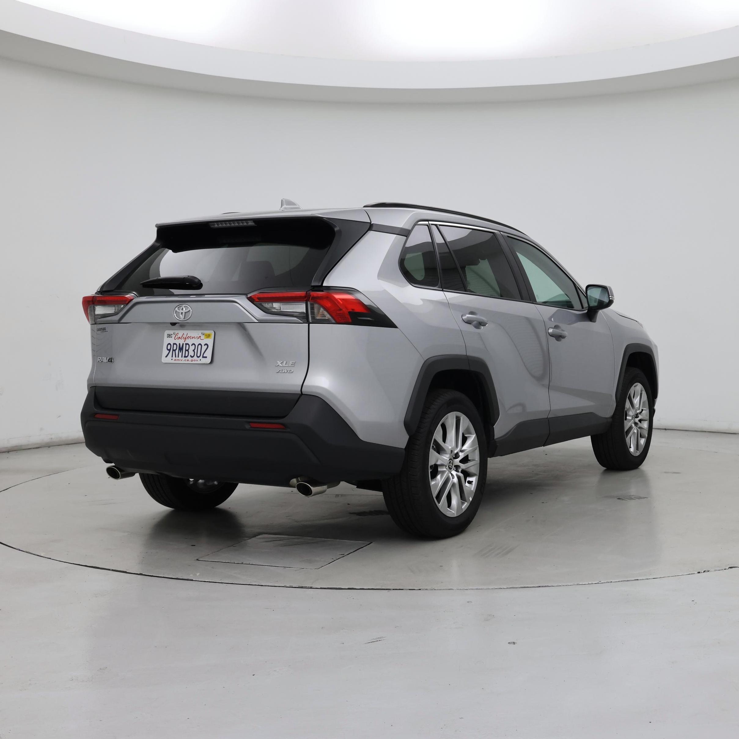 Thumbnail: 2024 Toyota RAV4 - 8