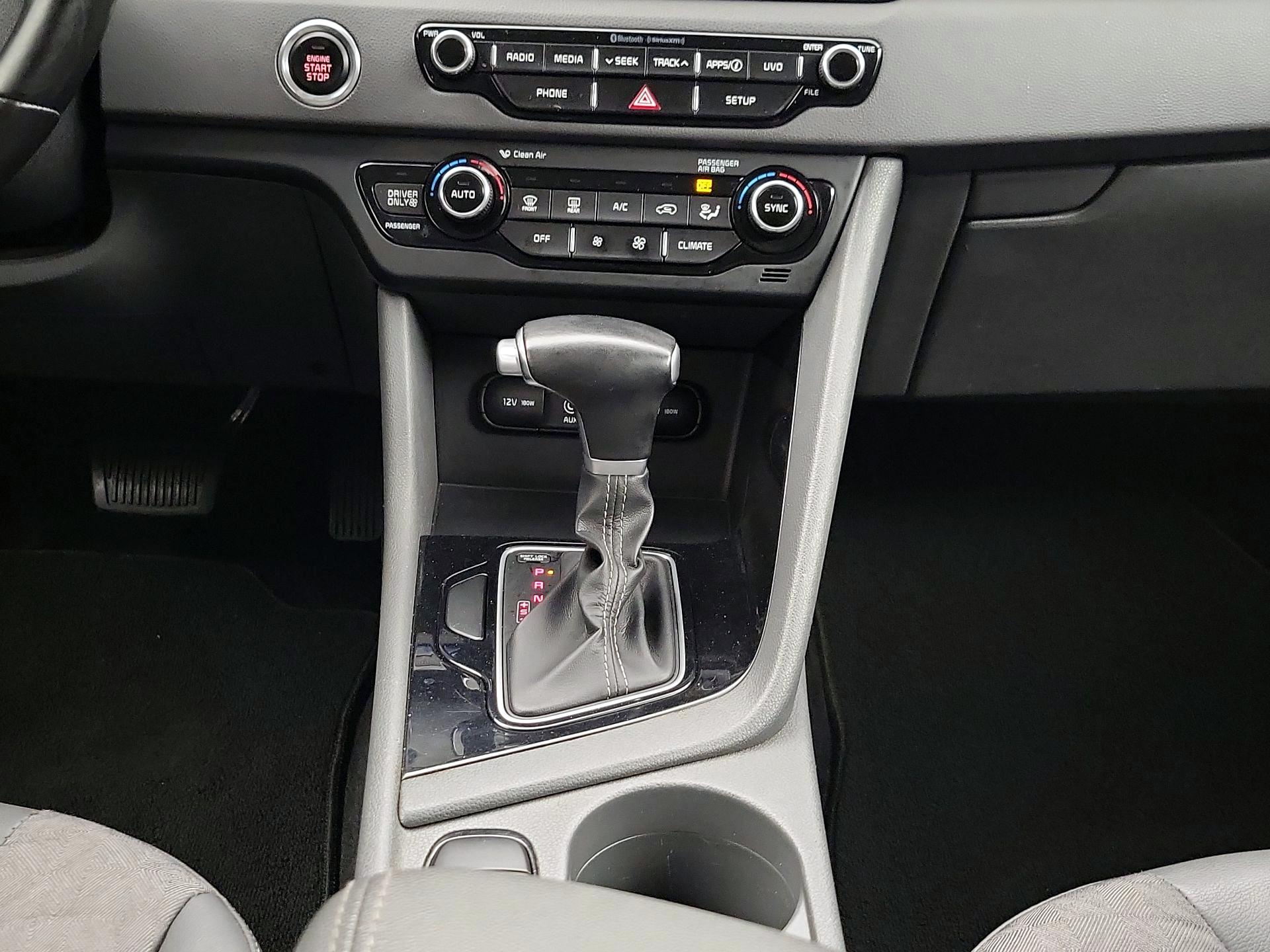 Thumbnail: 2018 Kia Niro - 17