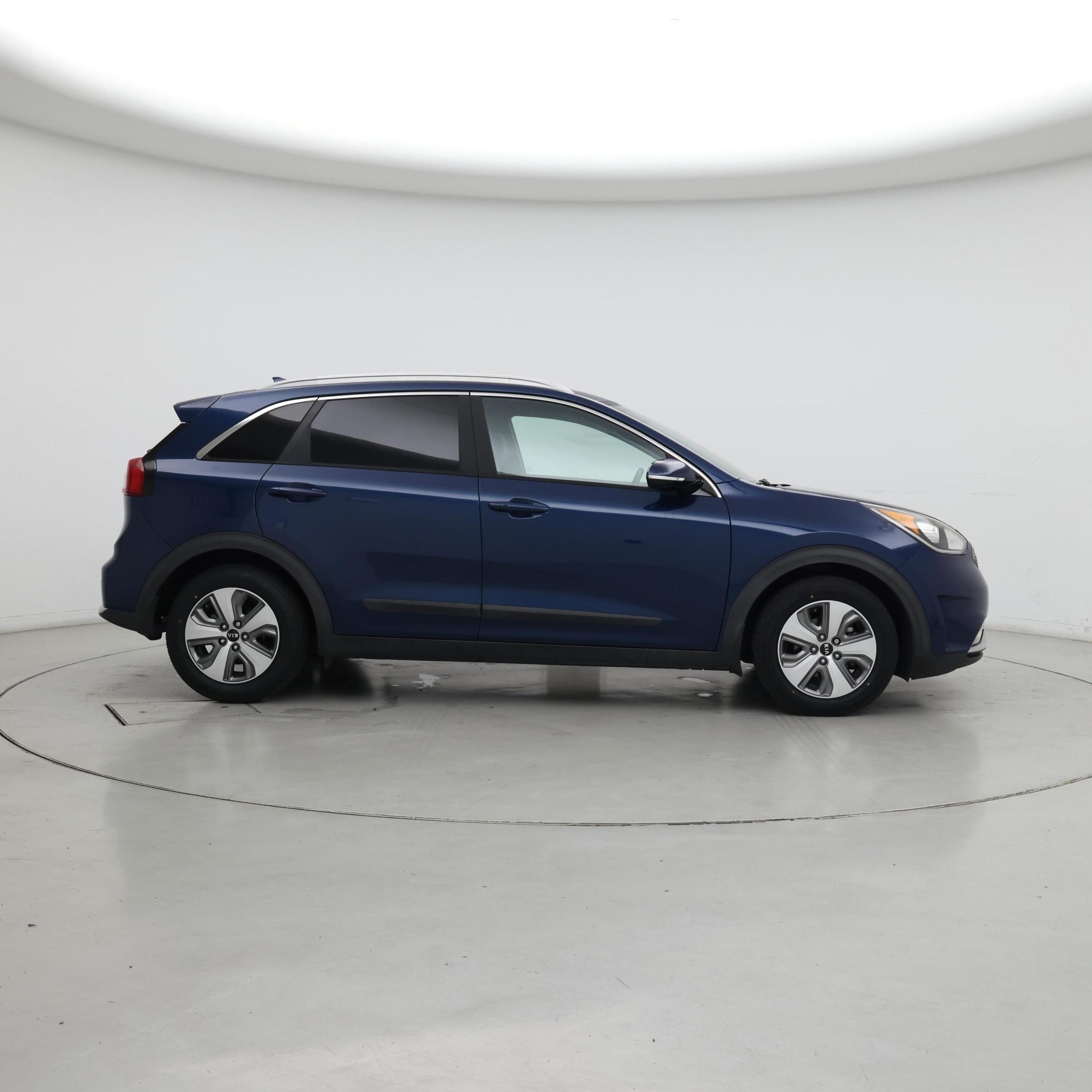 Thumbnail: 2018 Kia Niro - 7