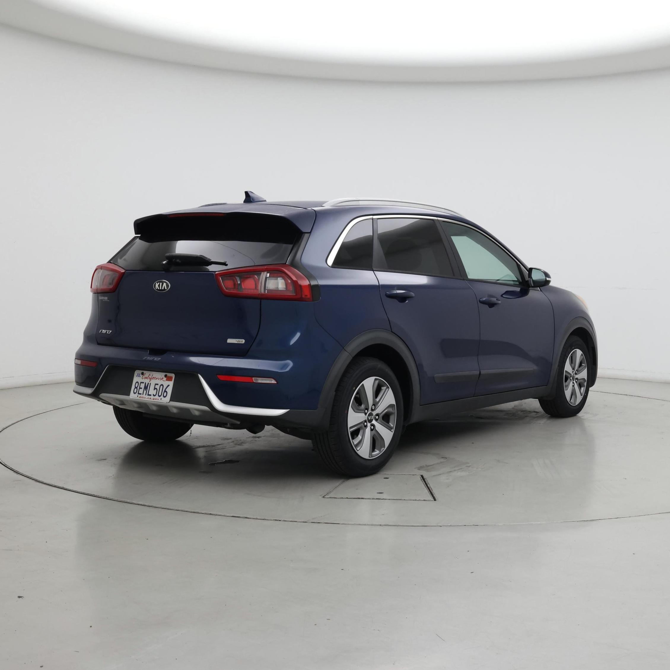 Thumbnail: 2018 Kia Niro - 8