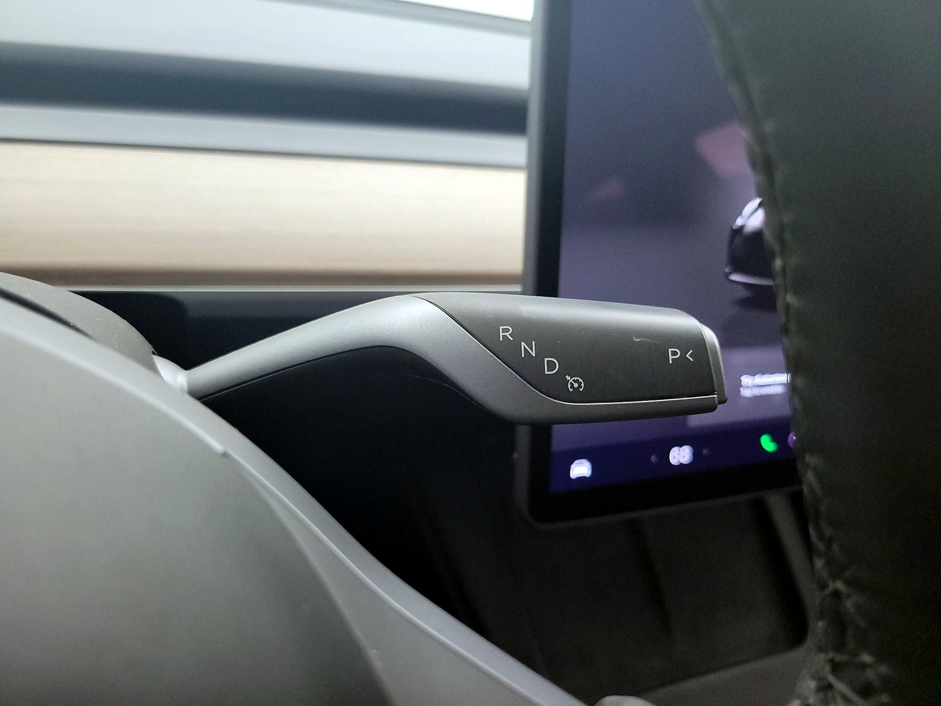 Thumbnail: 2023 Tesla Model 3 - 17