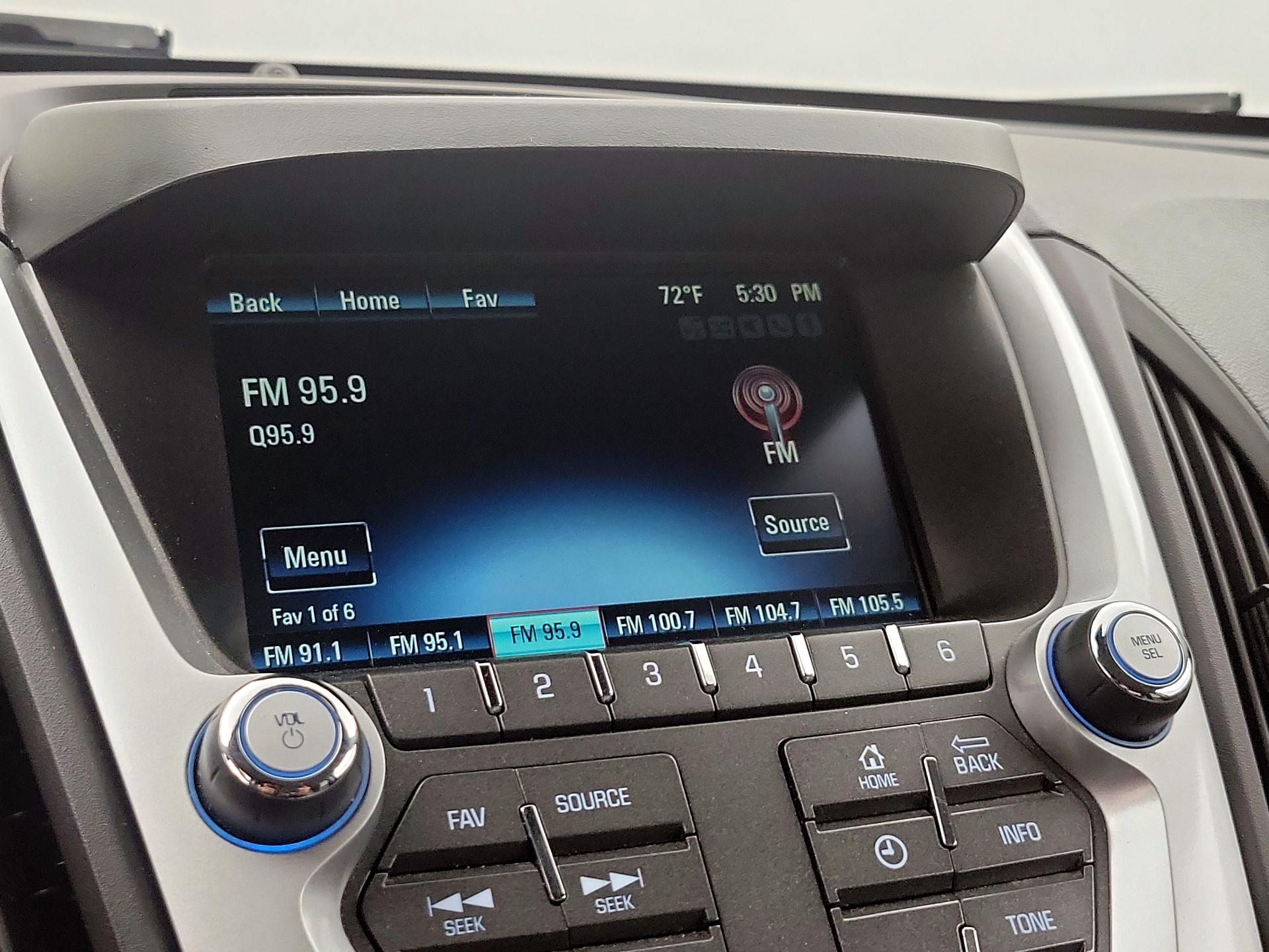 Thumbnail: 2017 Chevrolet Equinox - 15