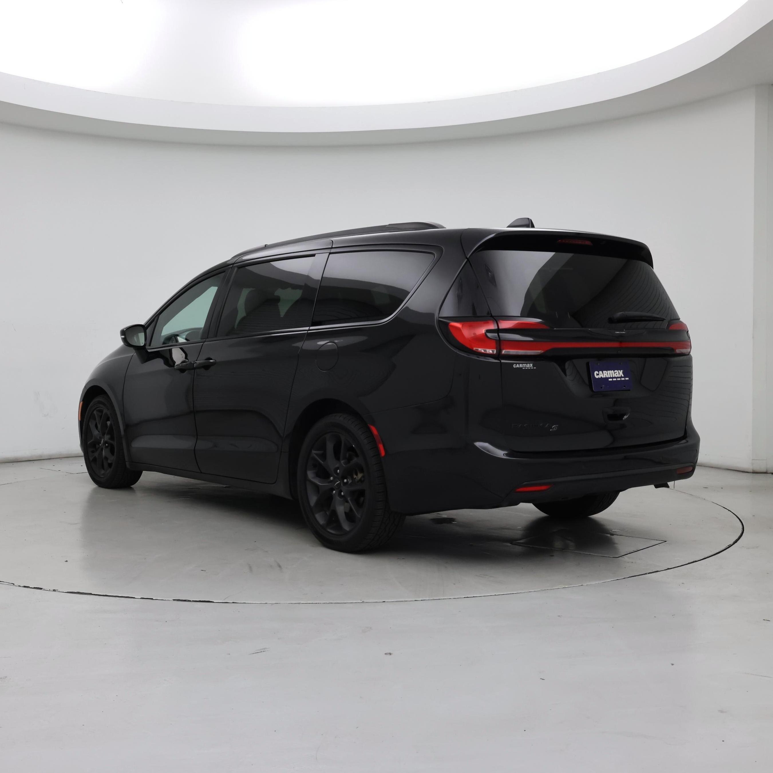 Thumbnail: 2021 Chrysler Pacifica - 2