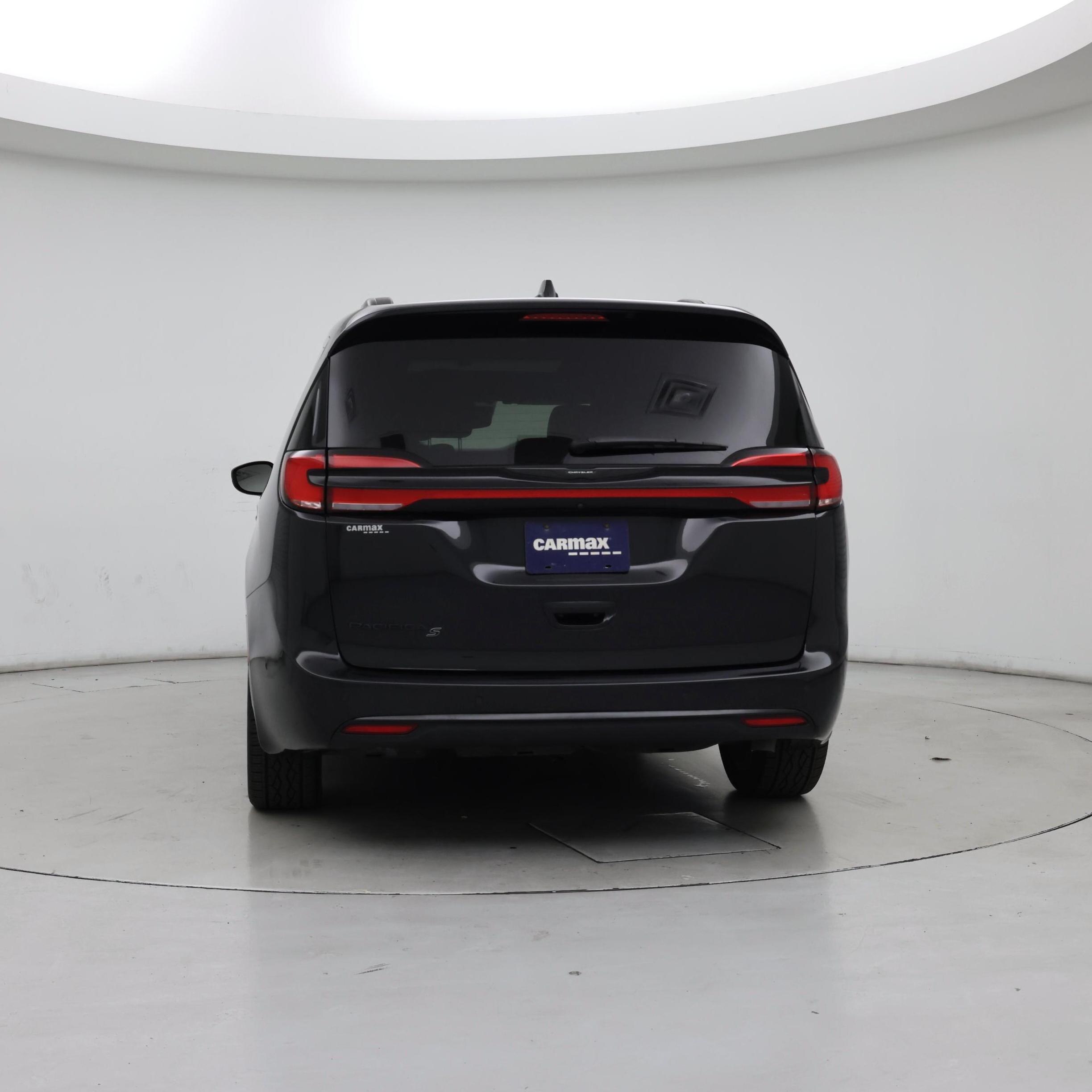Thumbnail: 2021 Chrysler Pacifica - 6