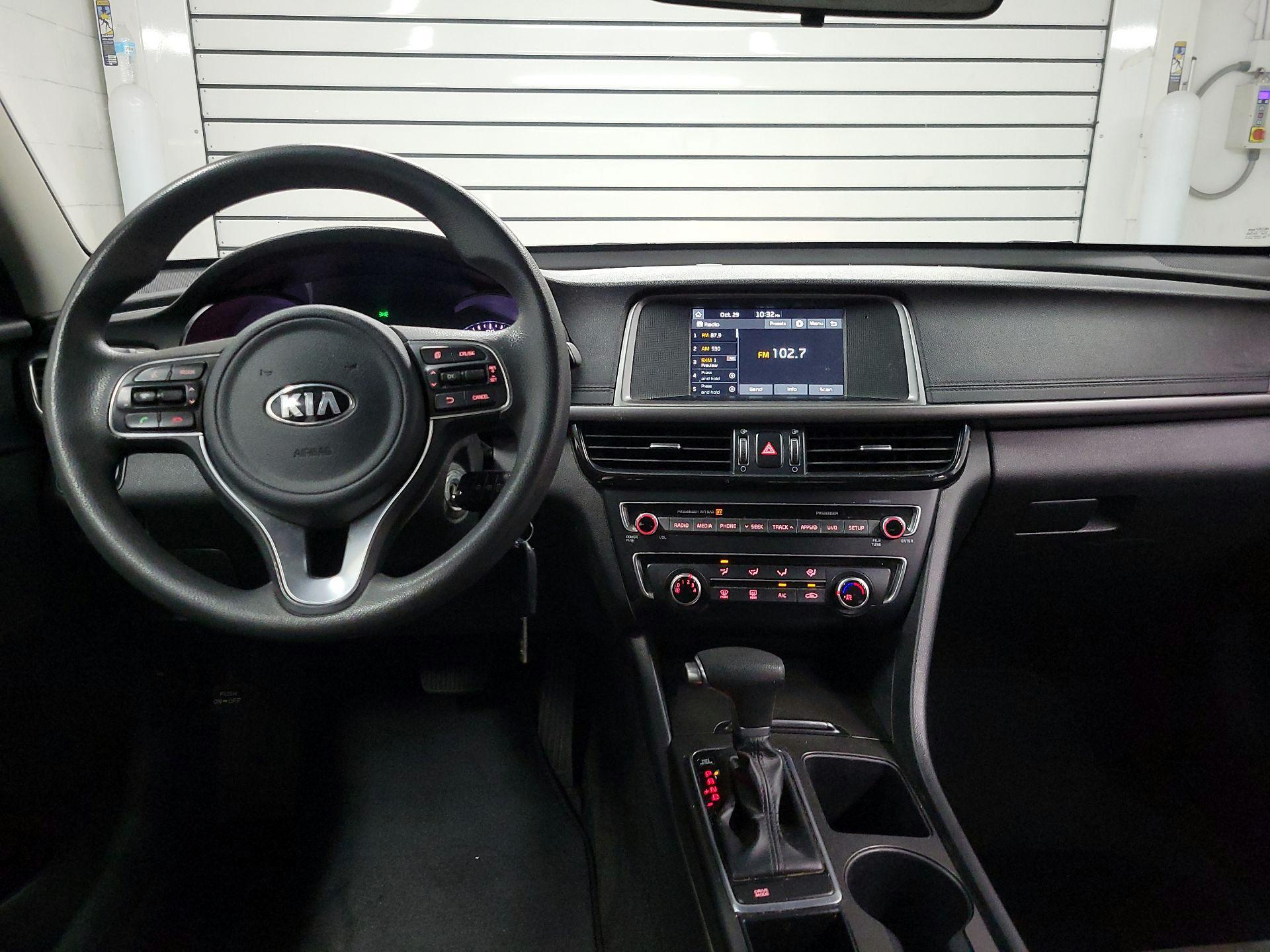 Thumbnail: 2018 Kia Optima - 9