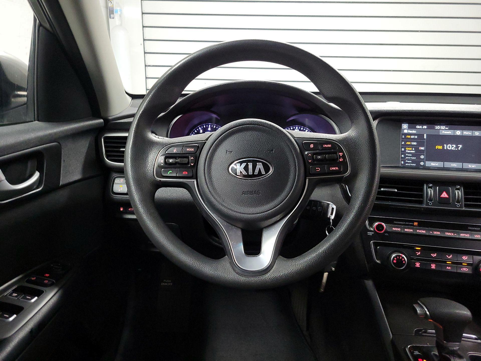 Thumbnail: 2018 Kia Optima - 10