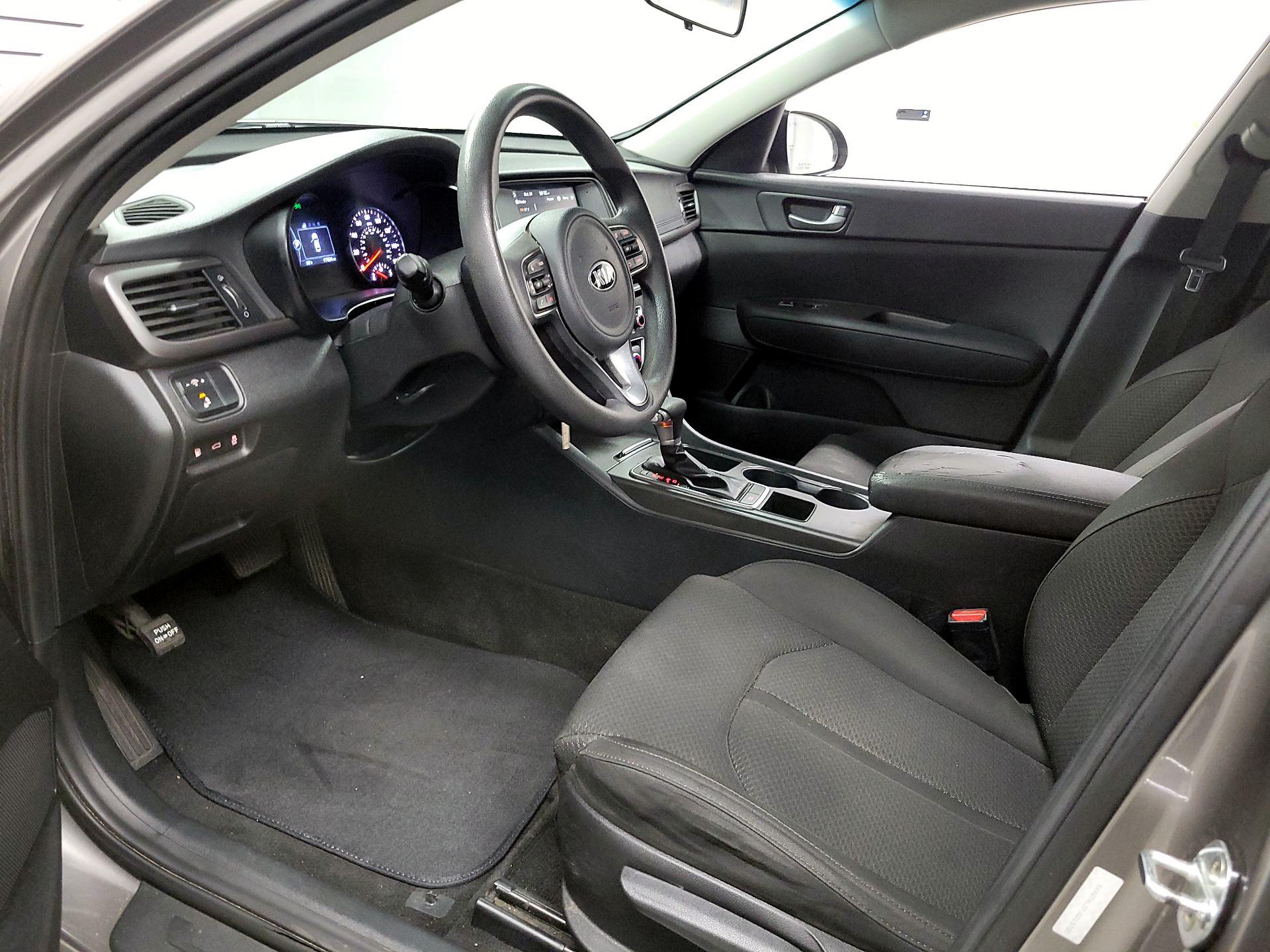 Thumbnail: 2018 Kia Optima - 11