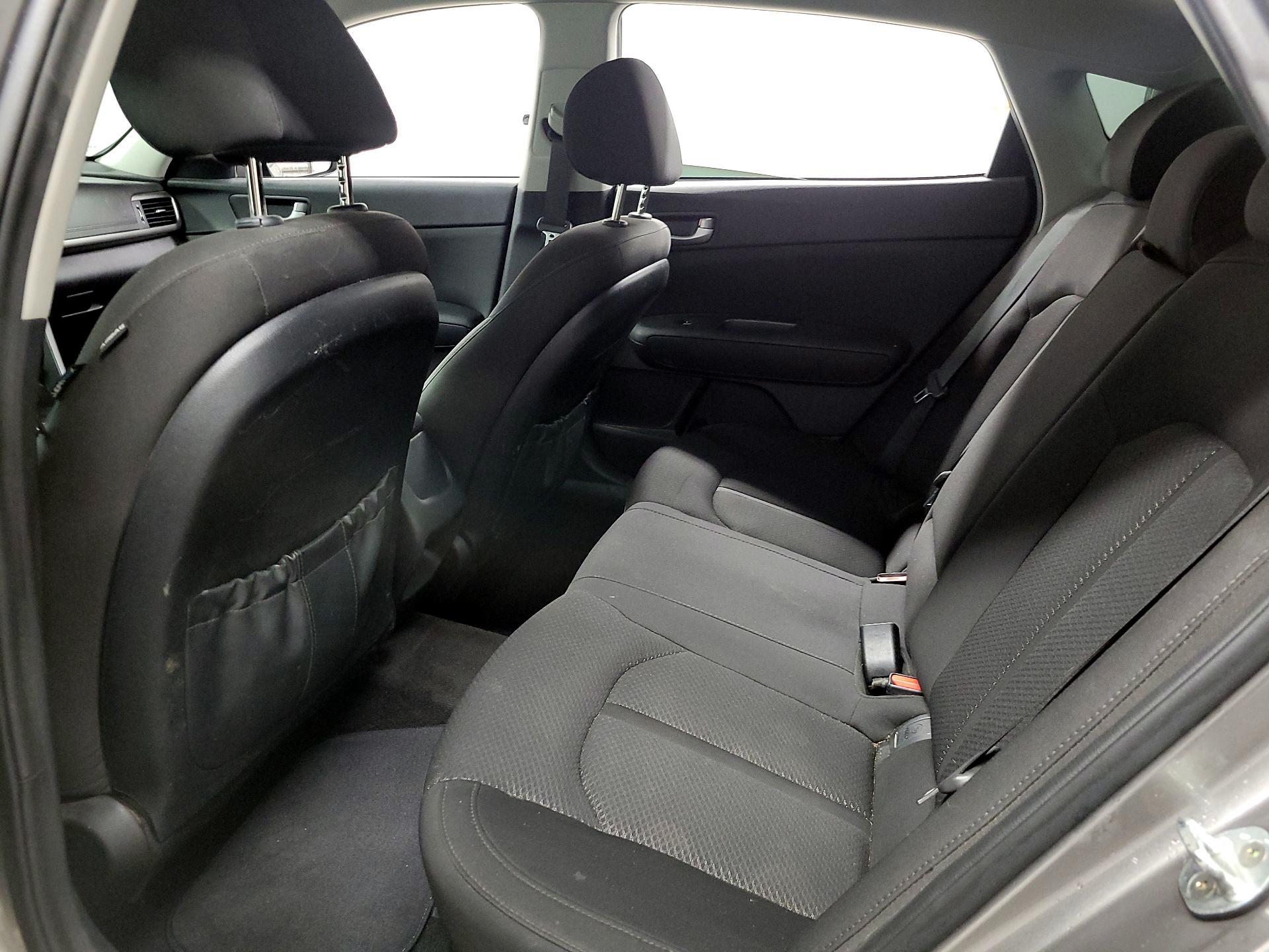 Thumbnail: 2018 Kia Optima - 17