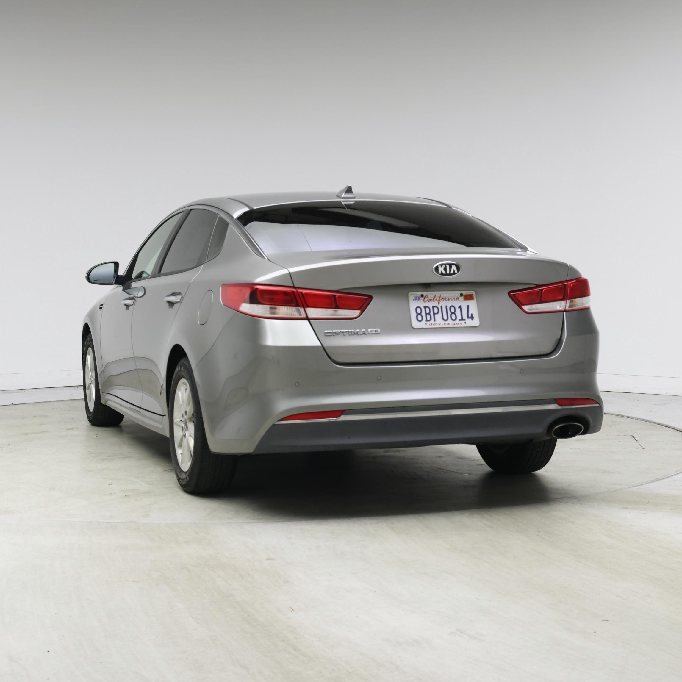 Thumbnail: 2018 Kia Optima - 6