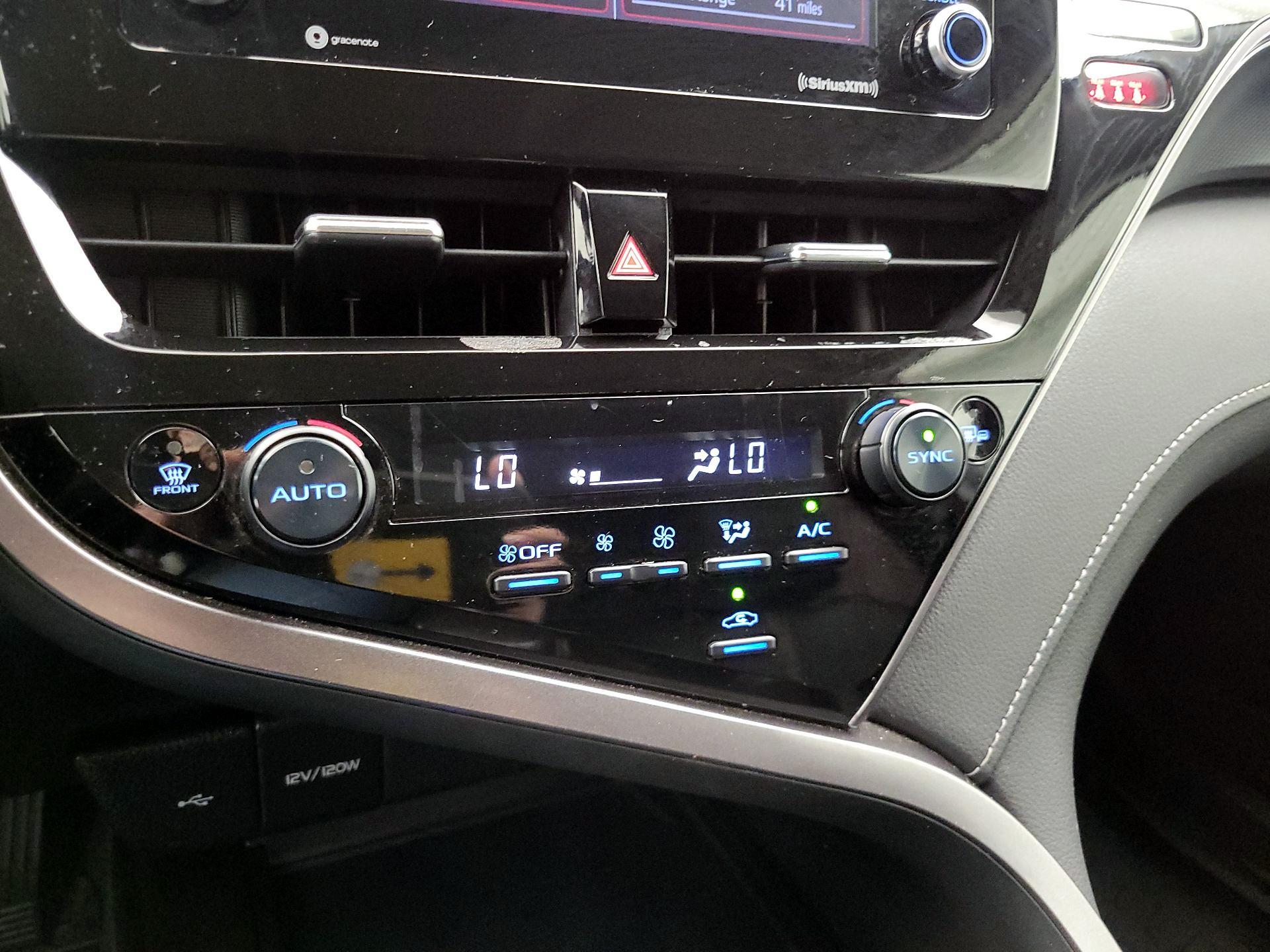 Thumbnail: 2024 Toyota Camry - 16