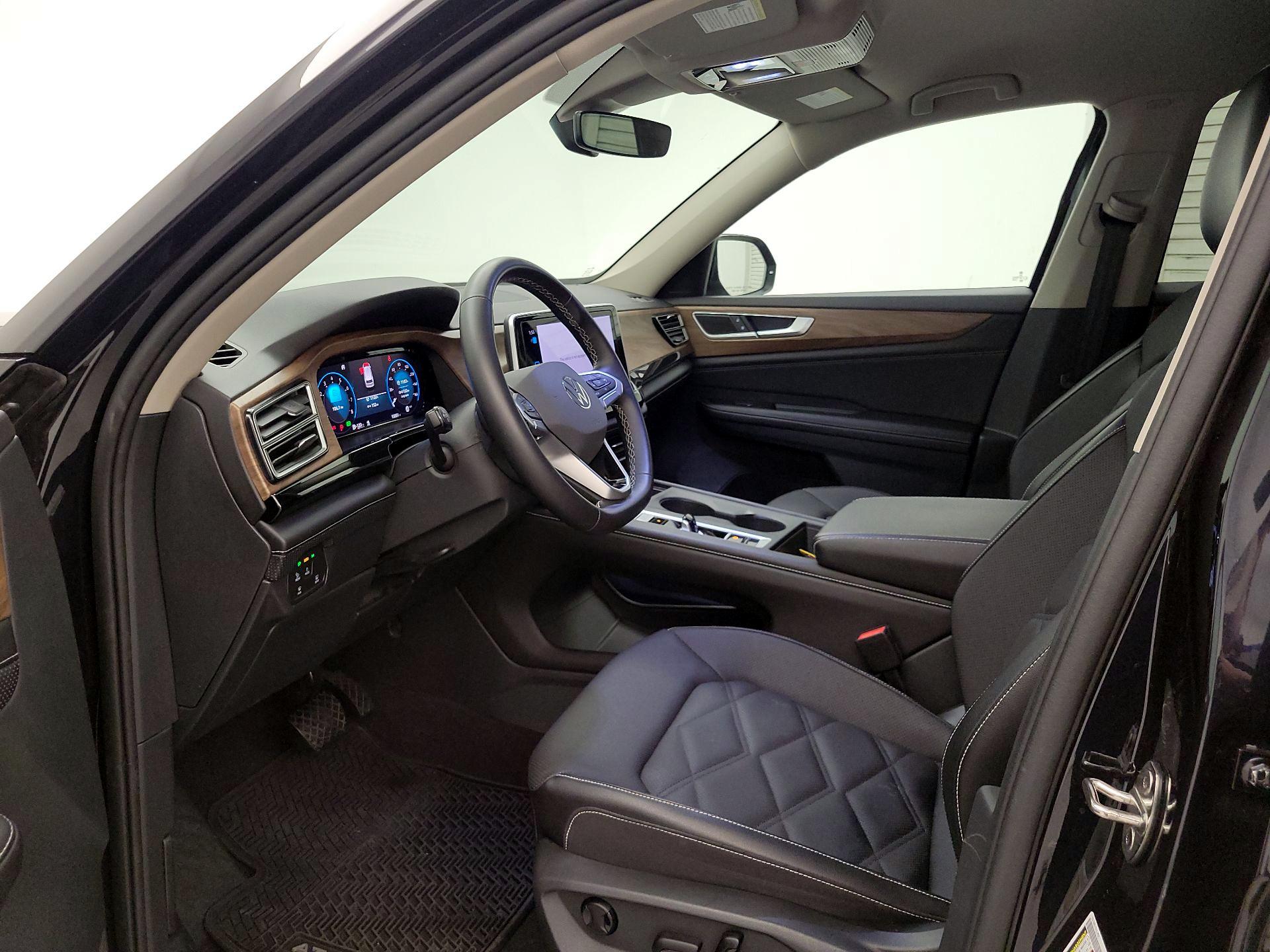Thumbnail: 2024 Volkswagen Atlas - 11