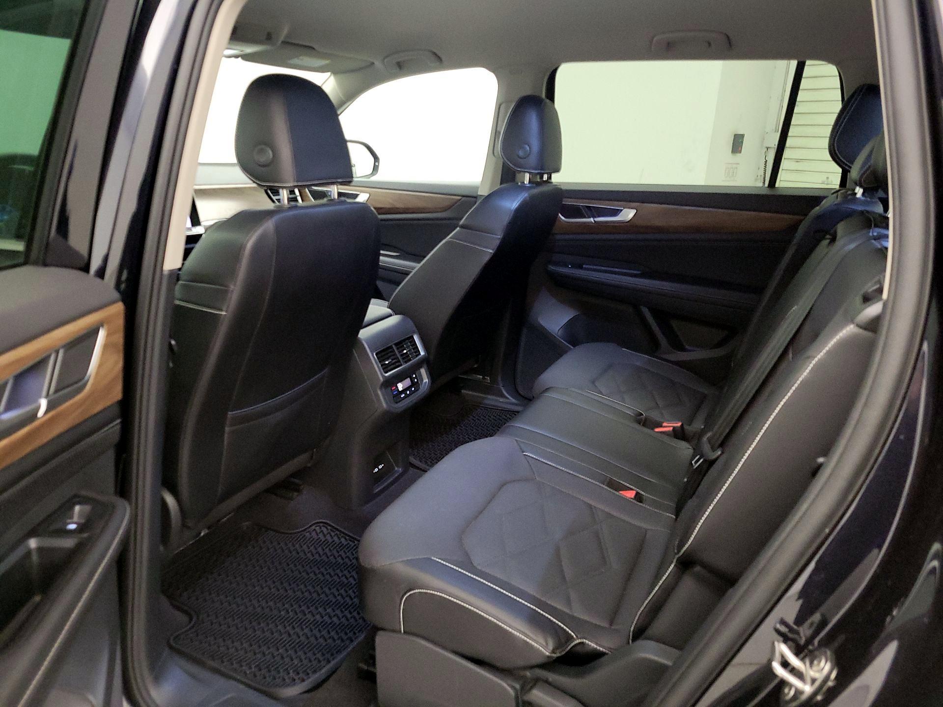 Thumbnail: 2024 Volkswagen Atlas - 20