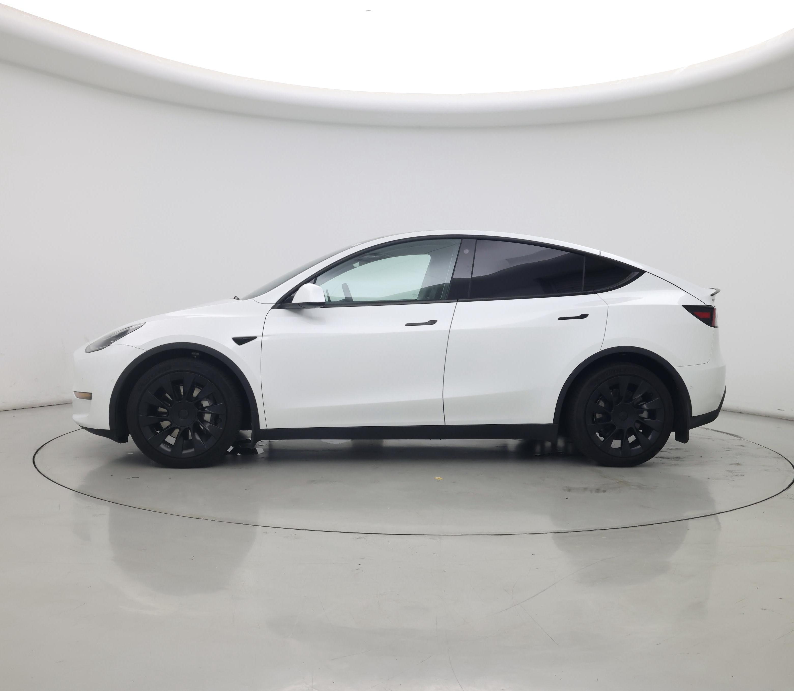 Thumbnail: 2022 Tesla Model Y - 3