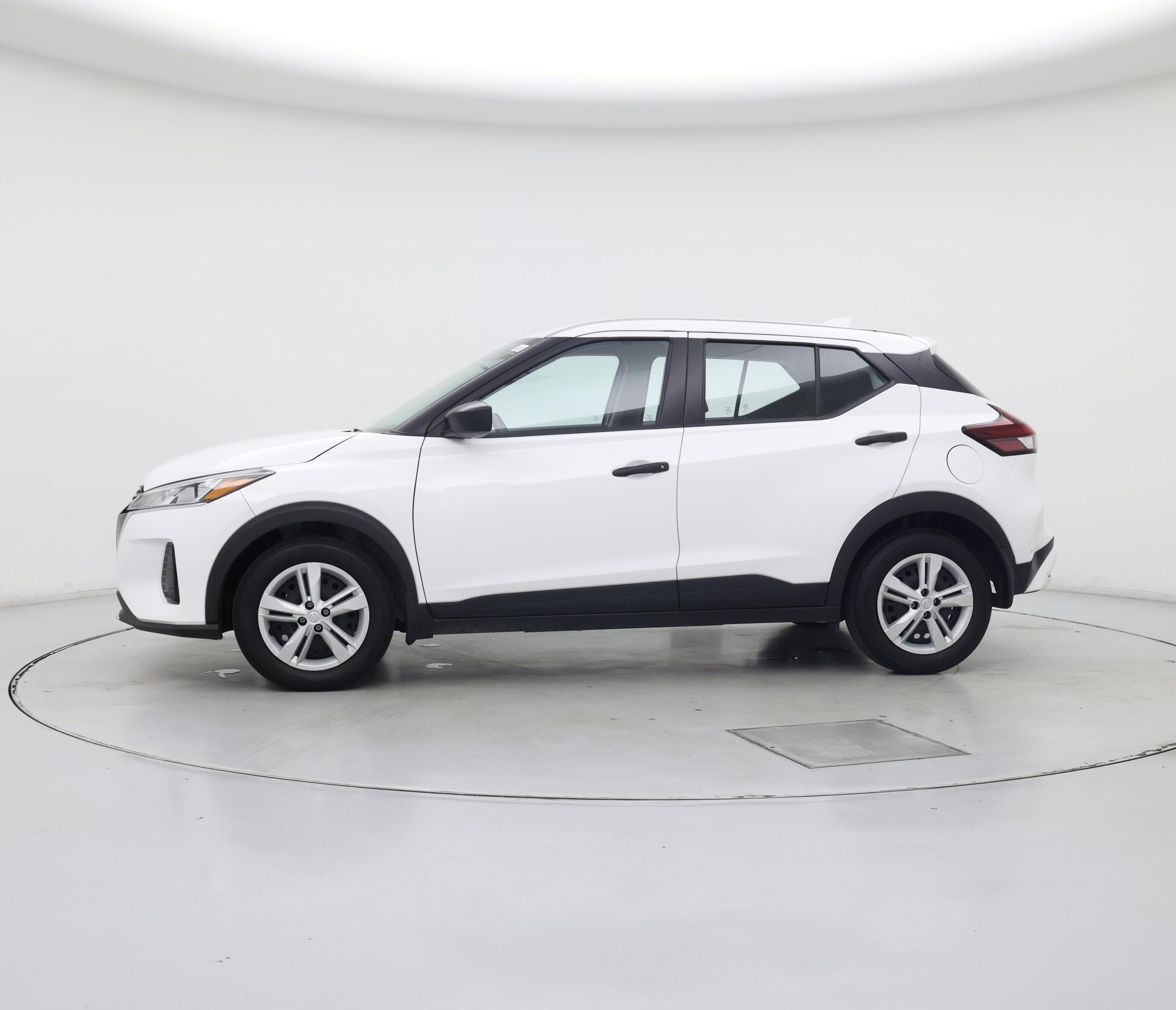 Thumbnail: 2024 Nissan Kicks - 3