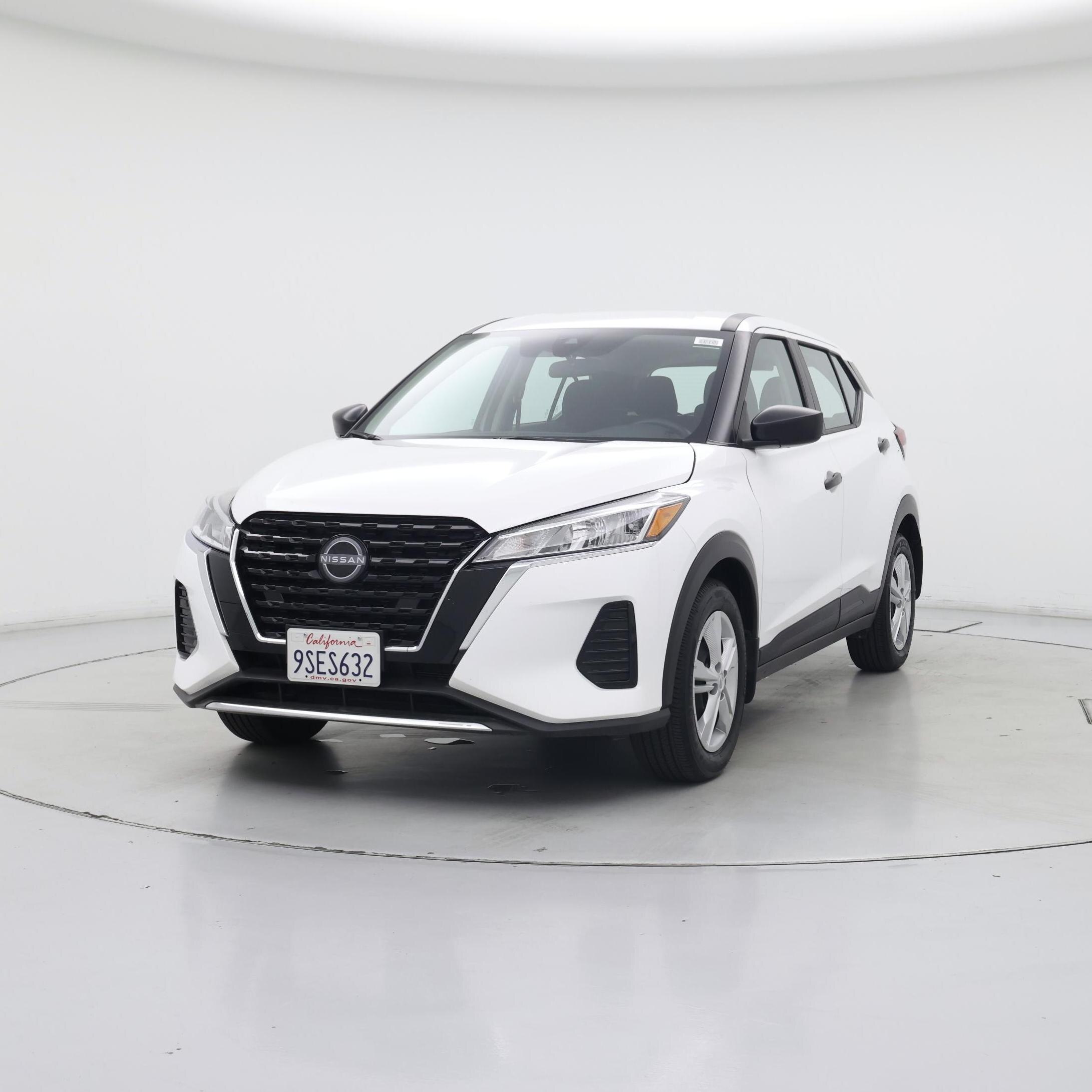 Thumbnail: 2024 Nissan Kicks - 4