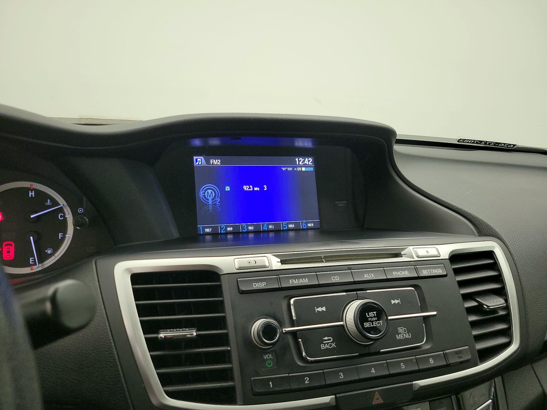 Thumbnail: 2016 Honda Accord - 15