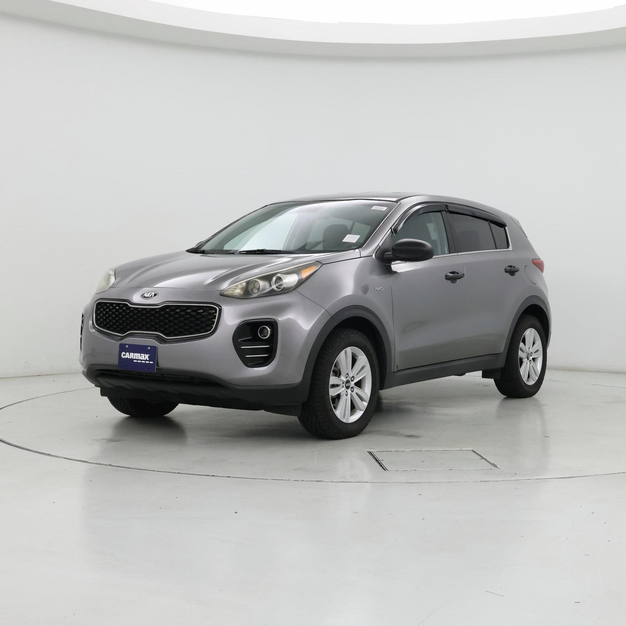 Thumbnail: 2017 Kia Sportage - 4