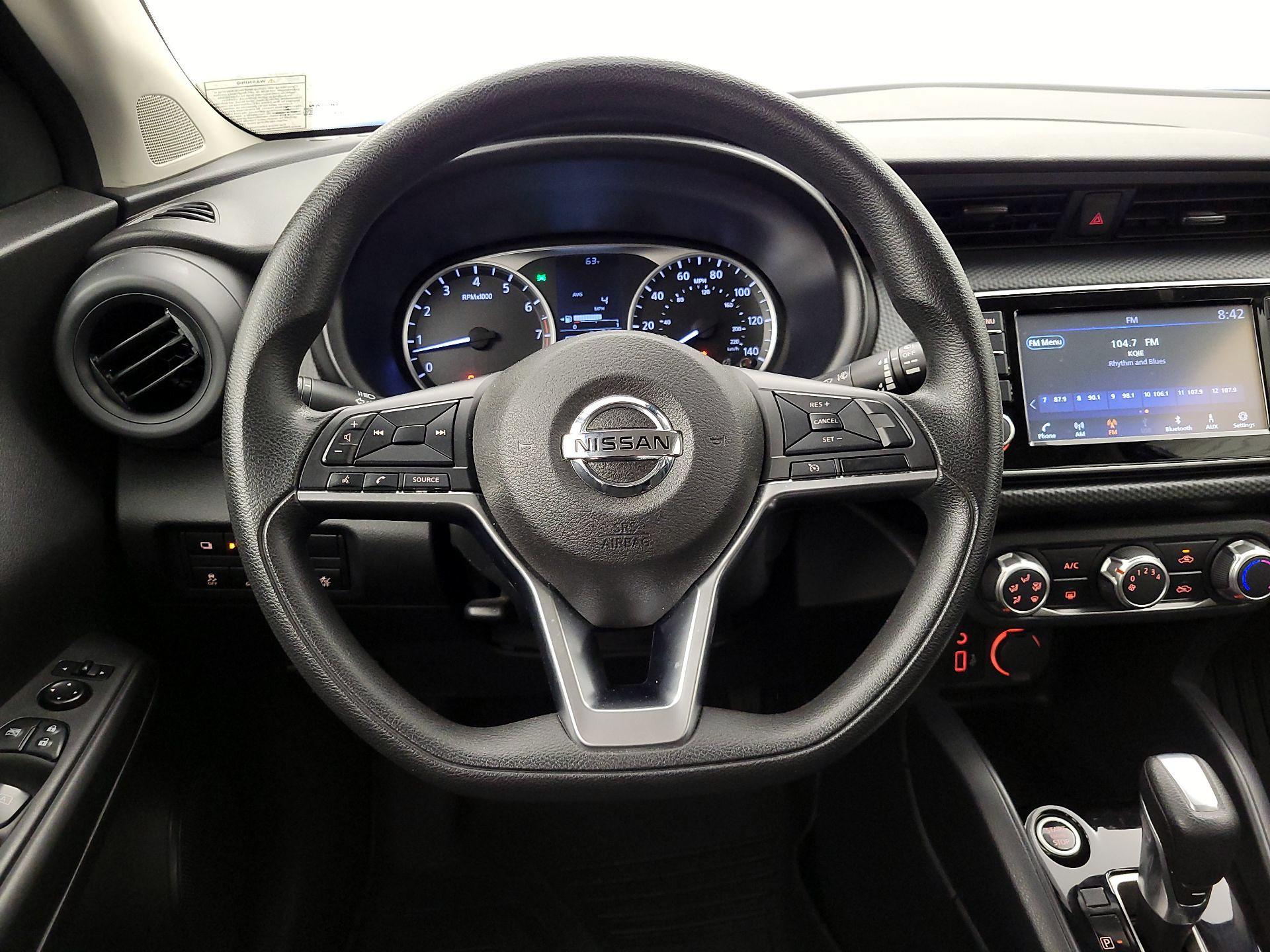 Thumbnail: 2021 Nissan Kicks - 10