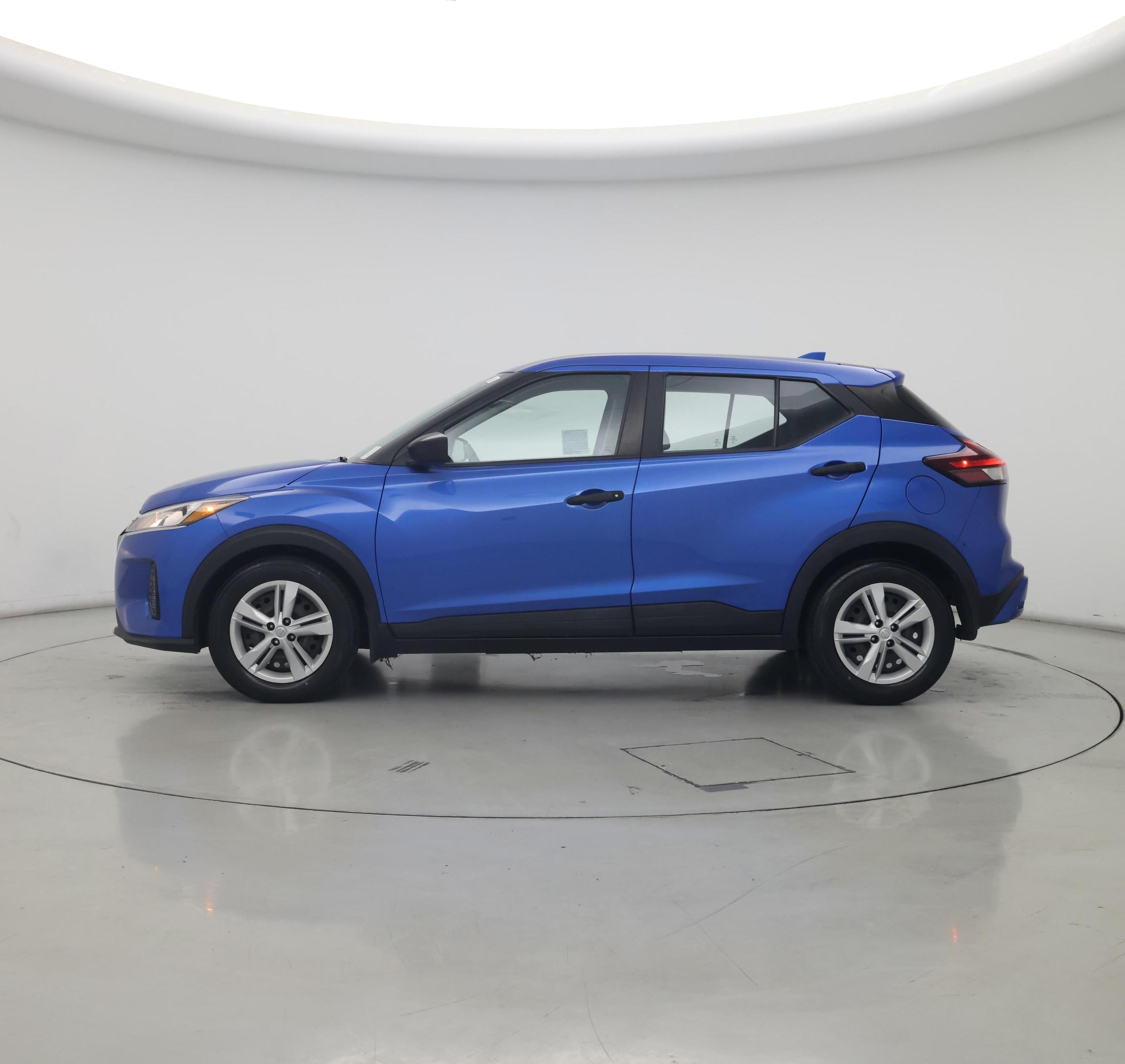 Thumbnail: 2021 Nissan Kicks - 3