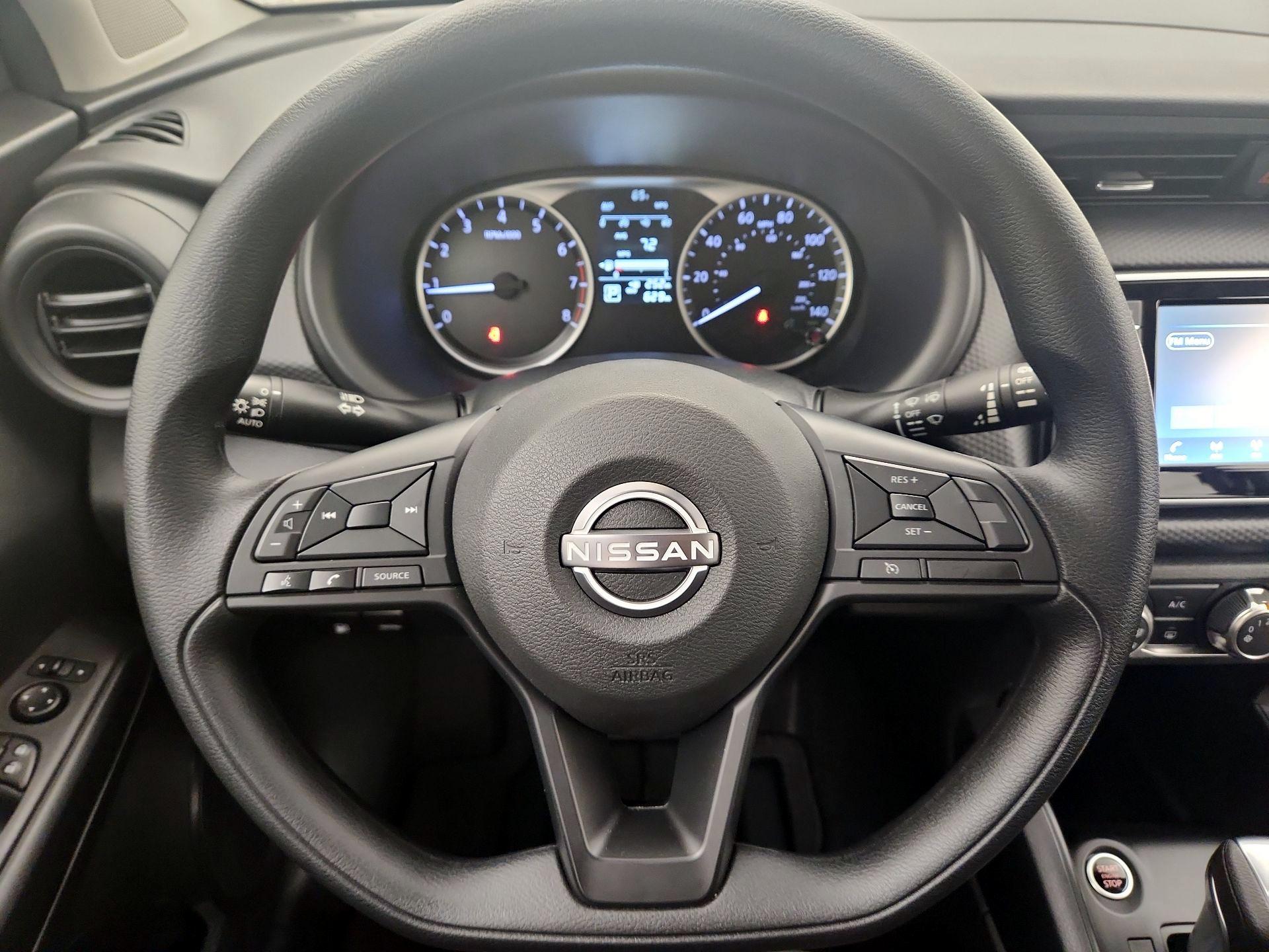 Thumbnail: 2025 Nissan Kicks - 10