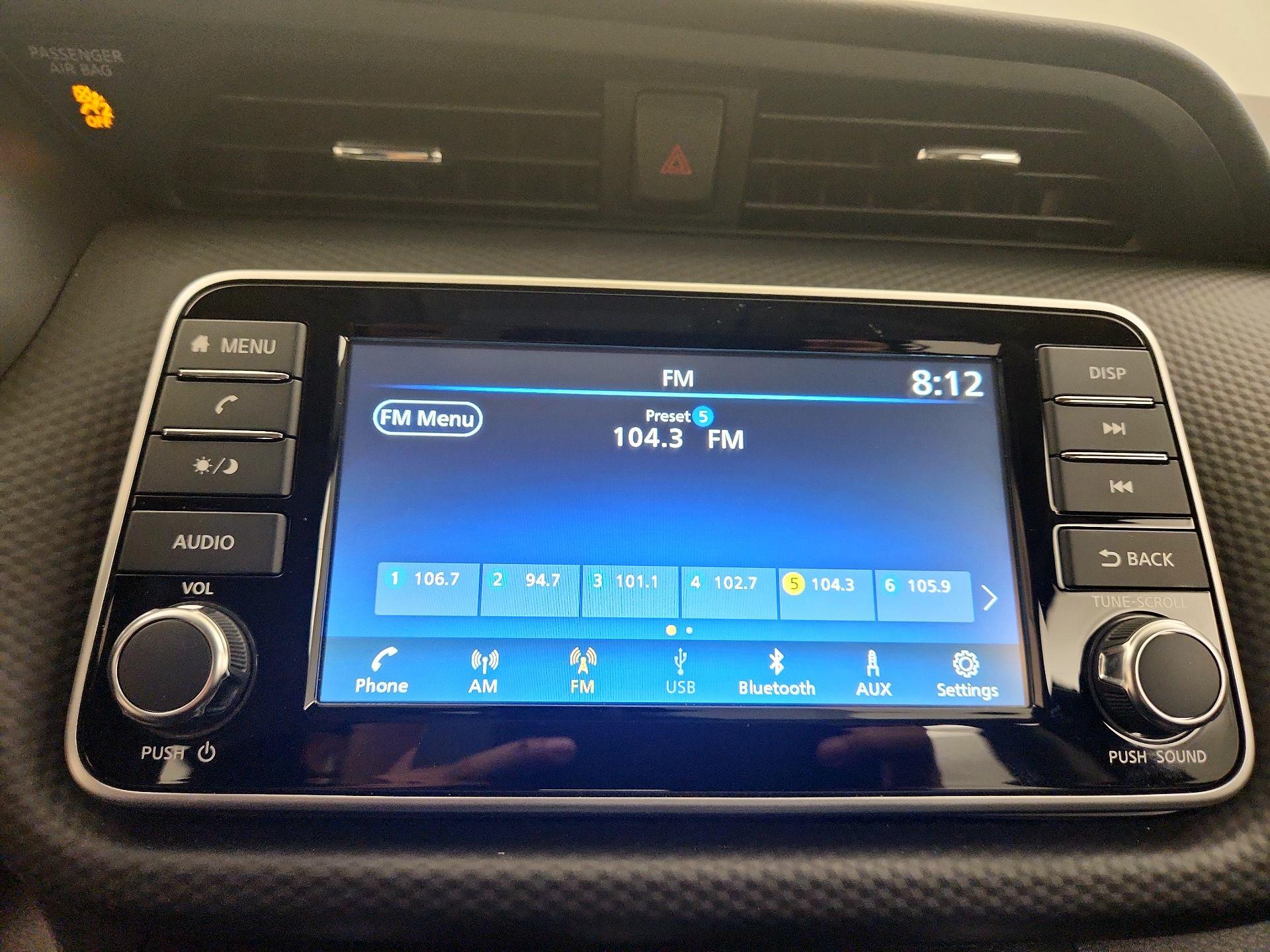 Thumbnail: 2025 Nissan Kicks - 15