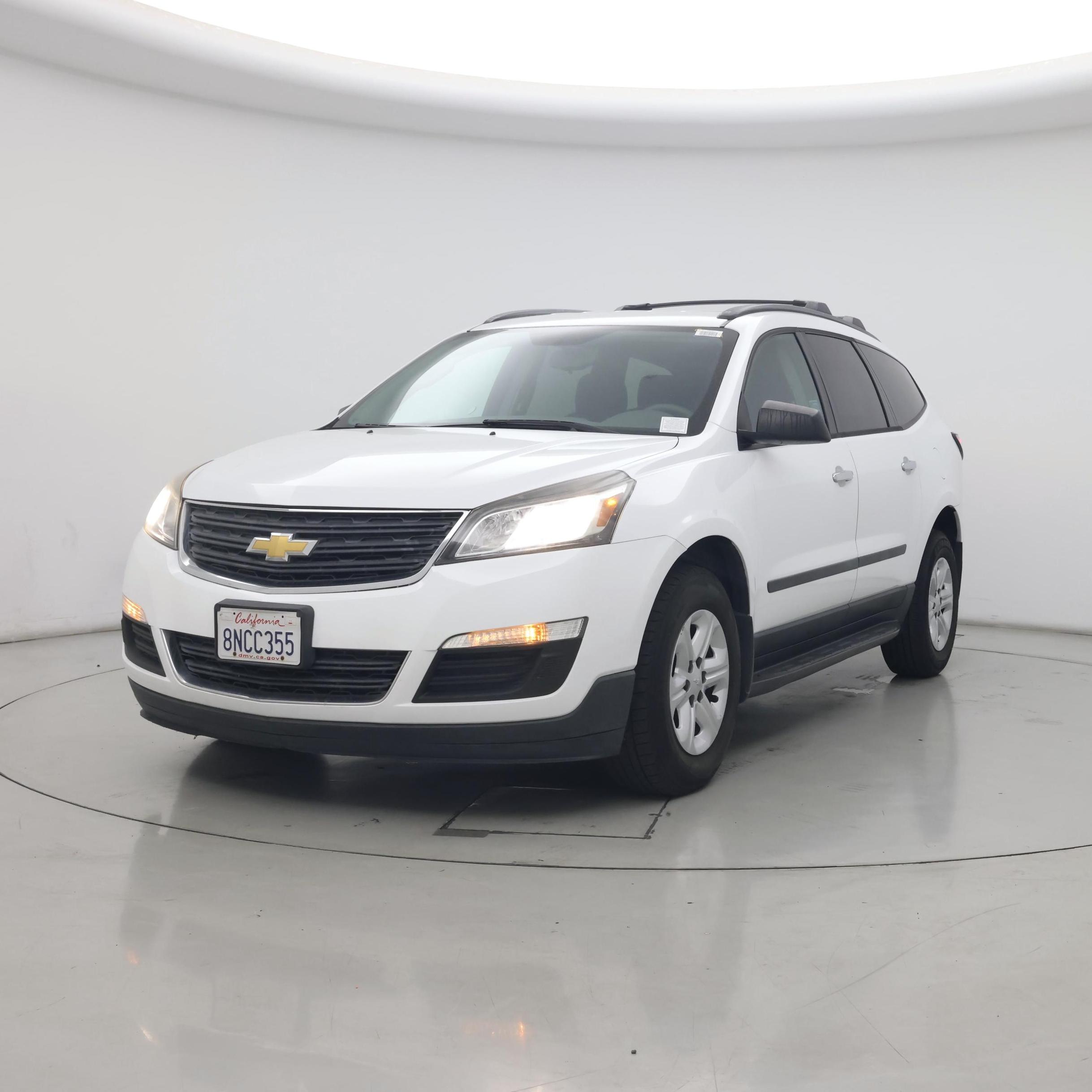 Thumbnail: 2017 Chevrolet Traverse - 4