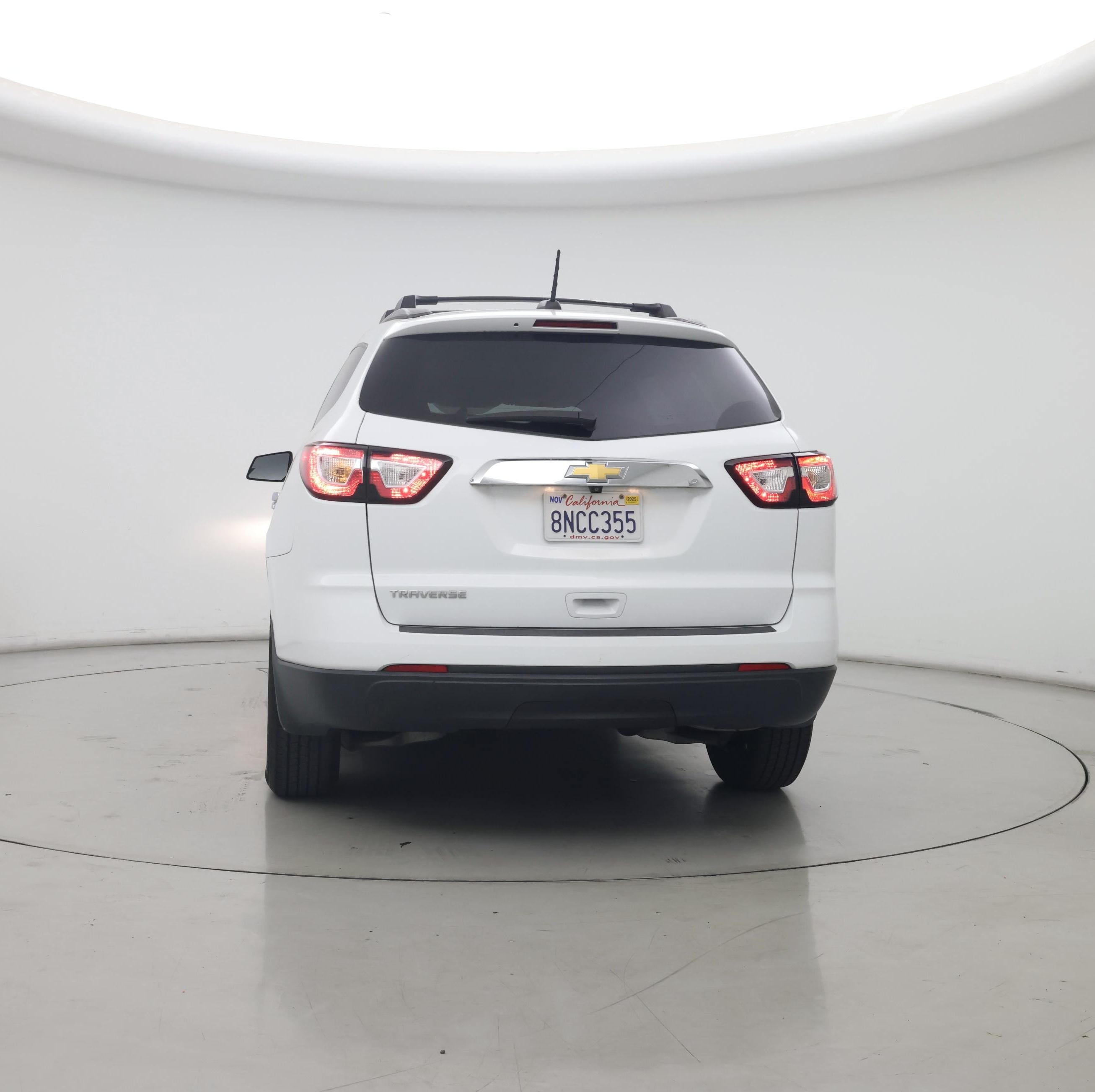 Thumbnail: 2017 Chevrolet Traverse - 6