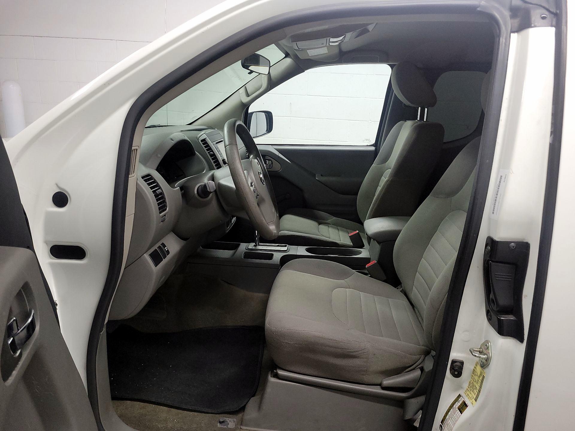 Thumbnail: 2017 Nissan Frontier - 11