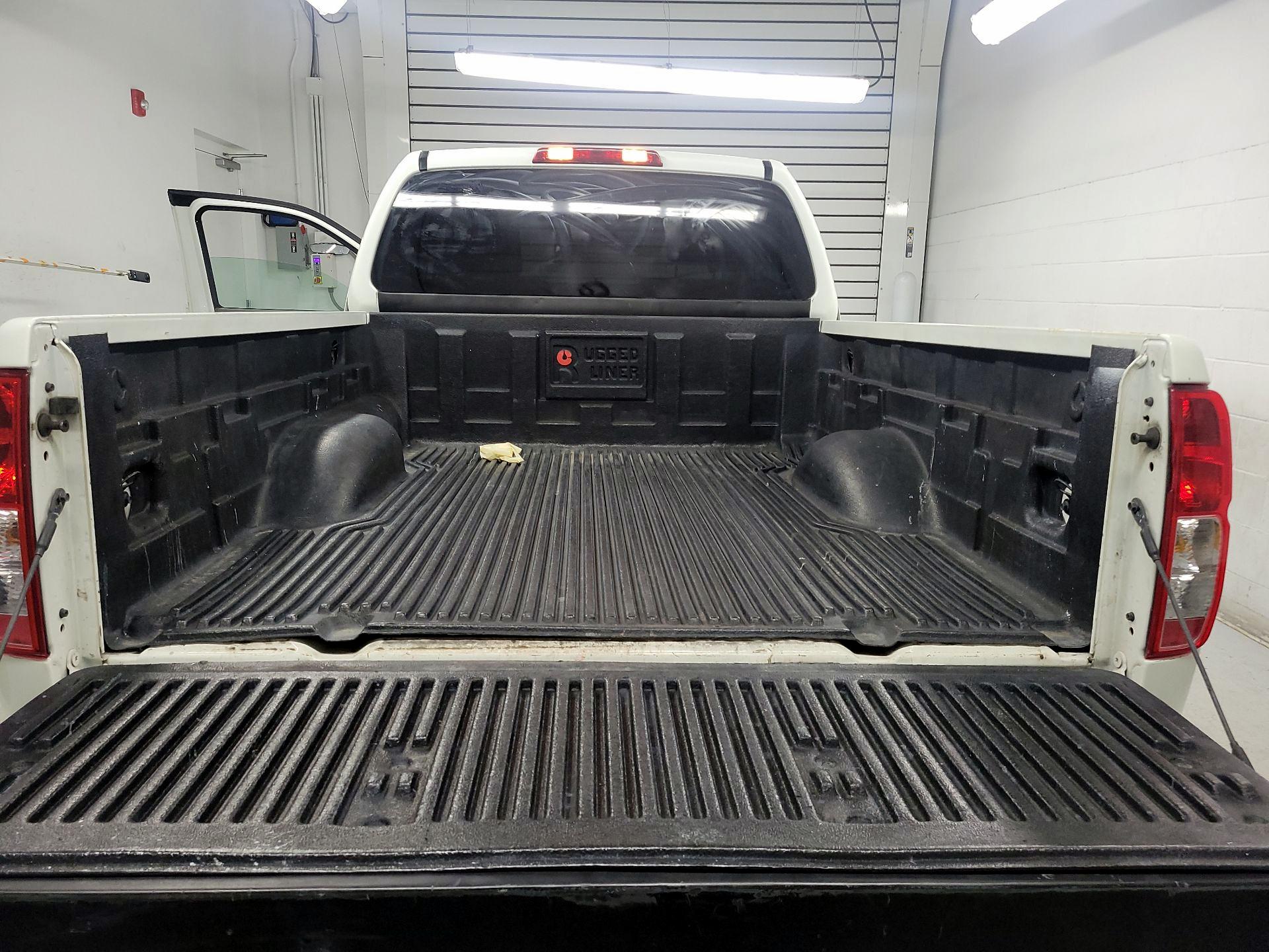 Thumbnail: 2017 Nissan Frontier - 18