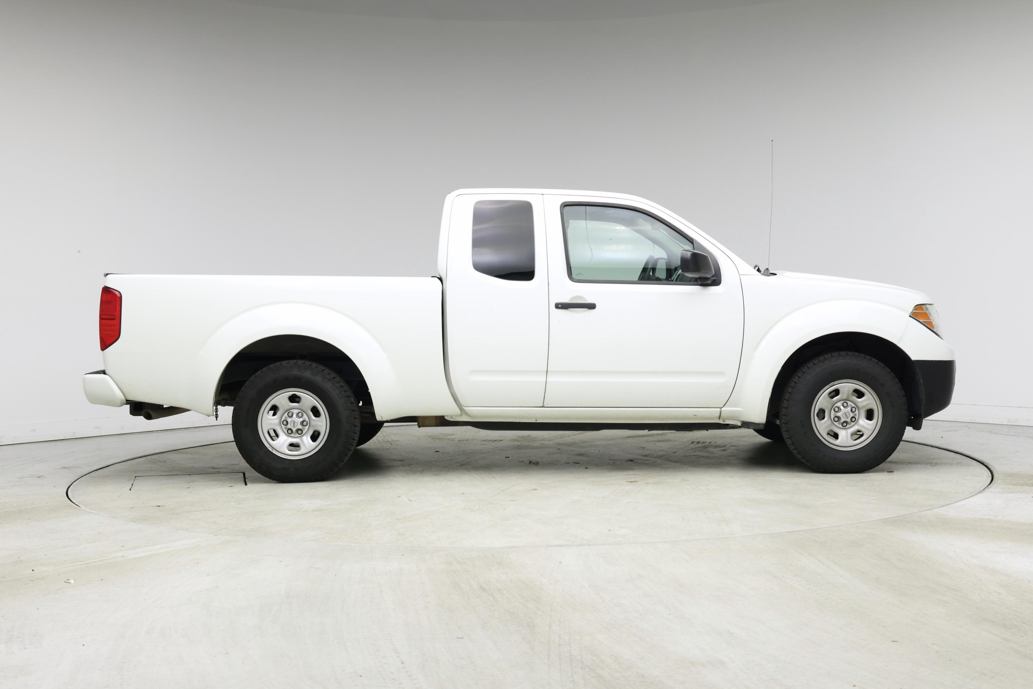 Thumbnail: 2017 Nissan Frontier - 7