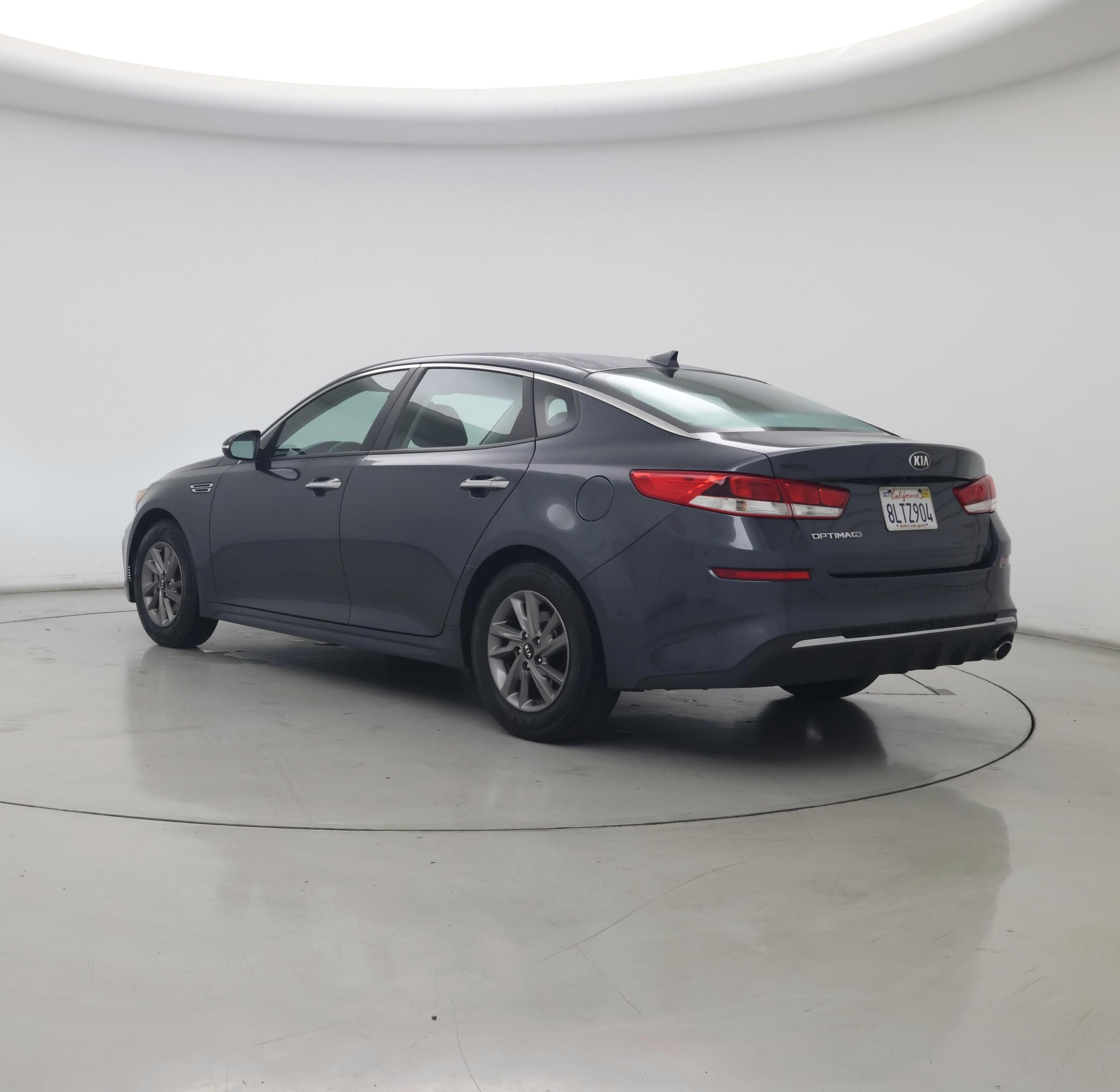 Thumbnail: 2020 Kia Optima - 2