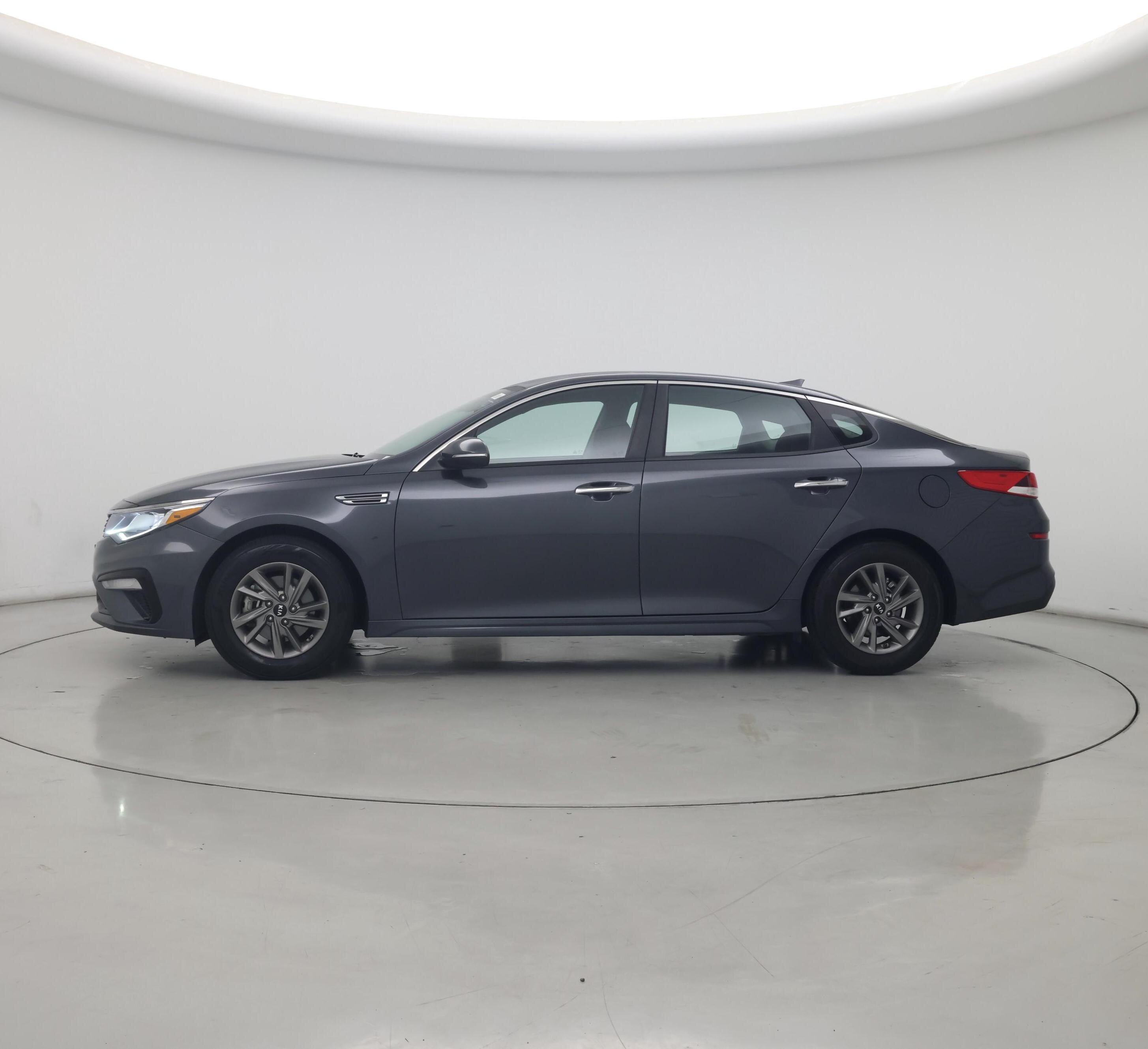 Thumbnail: 2020 Kia Optima - 3