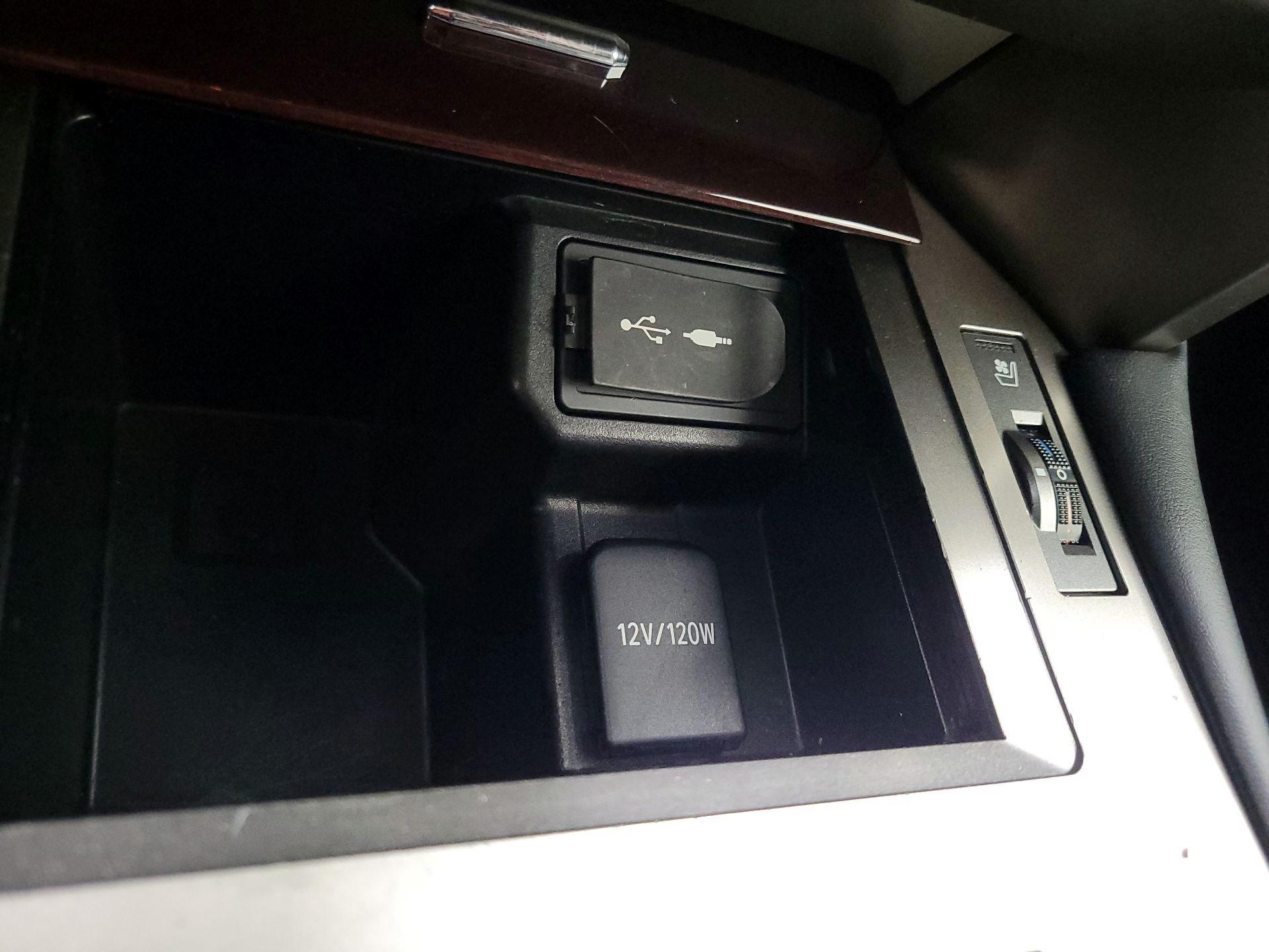 Thumbnail: 2018 Lexus GX - 19