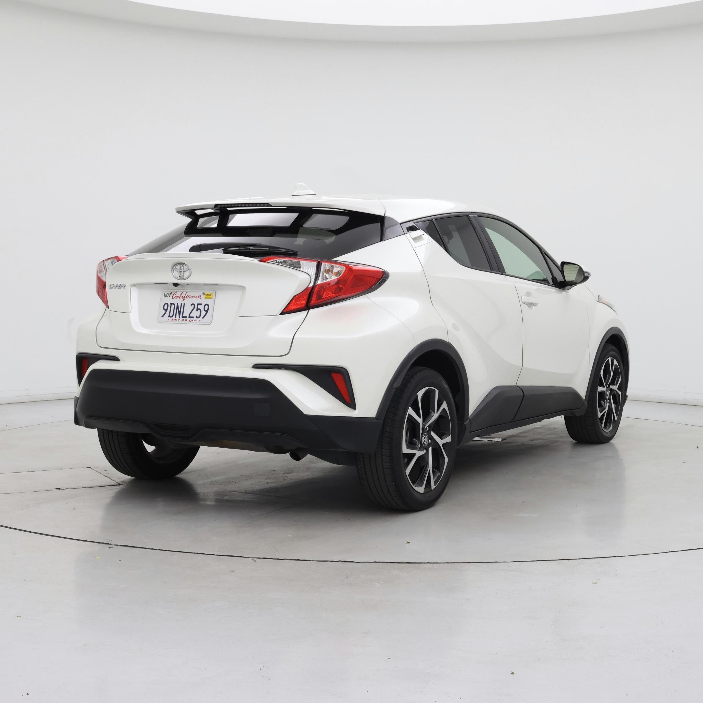 Thumbnail: 2020 Toyota C-HR - 8