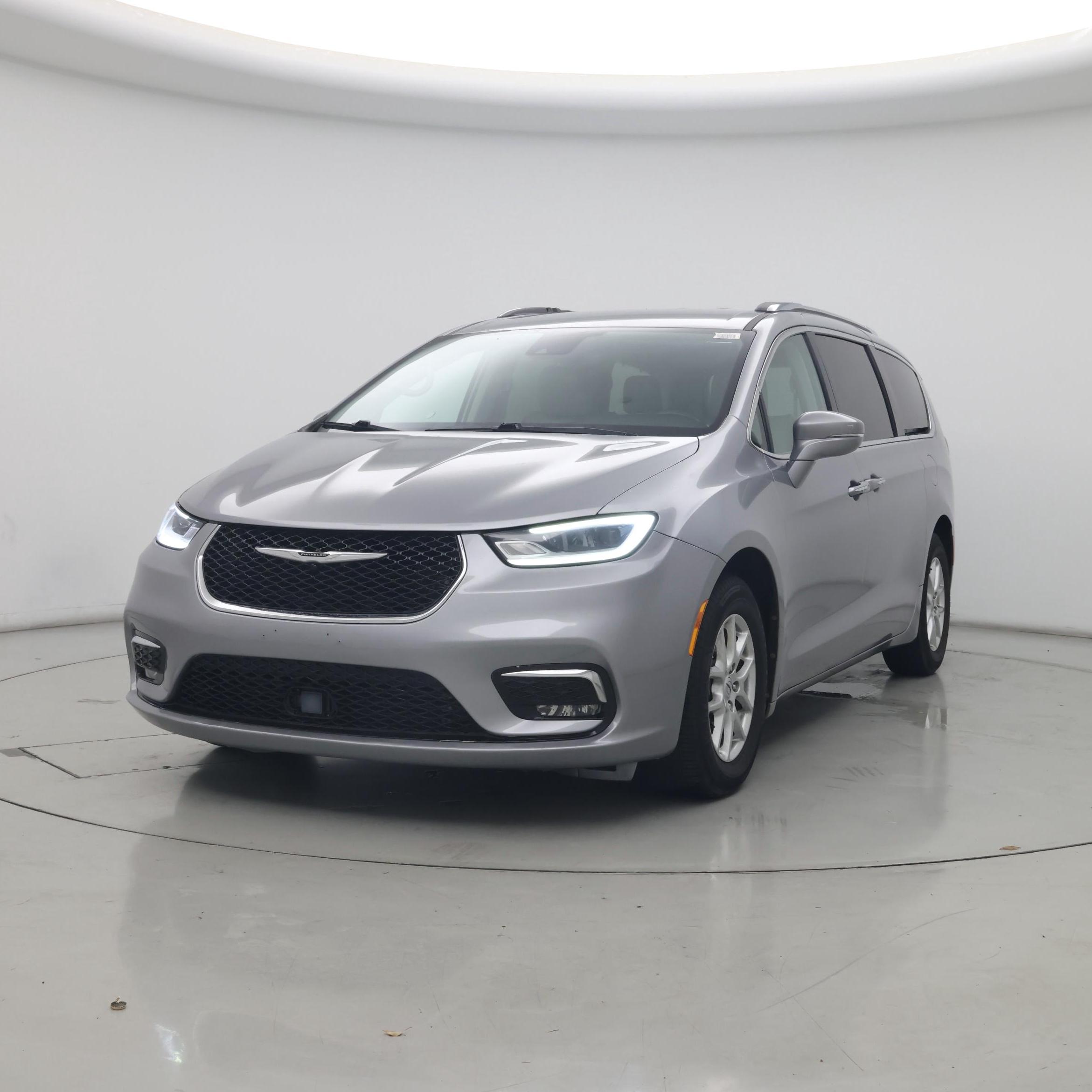 Thumbnail: 2021 Chrysler Pacifica - 4