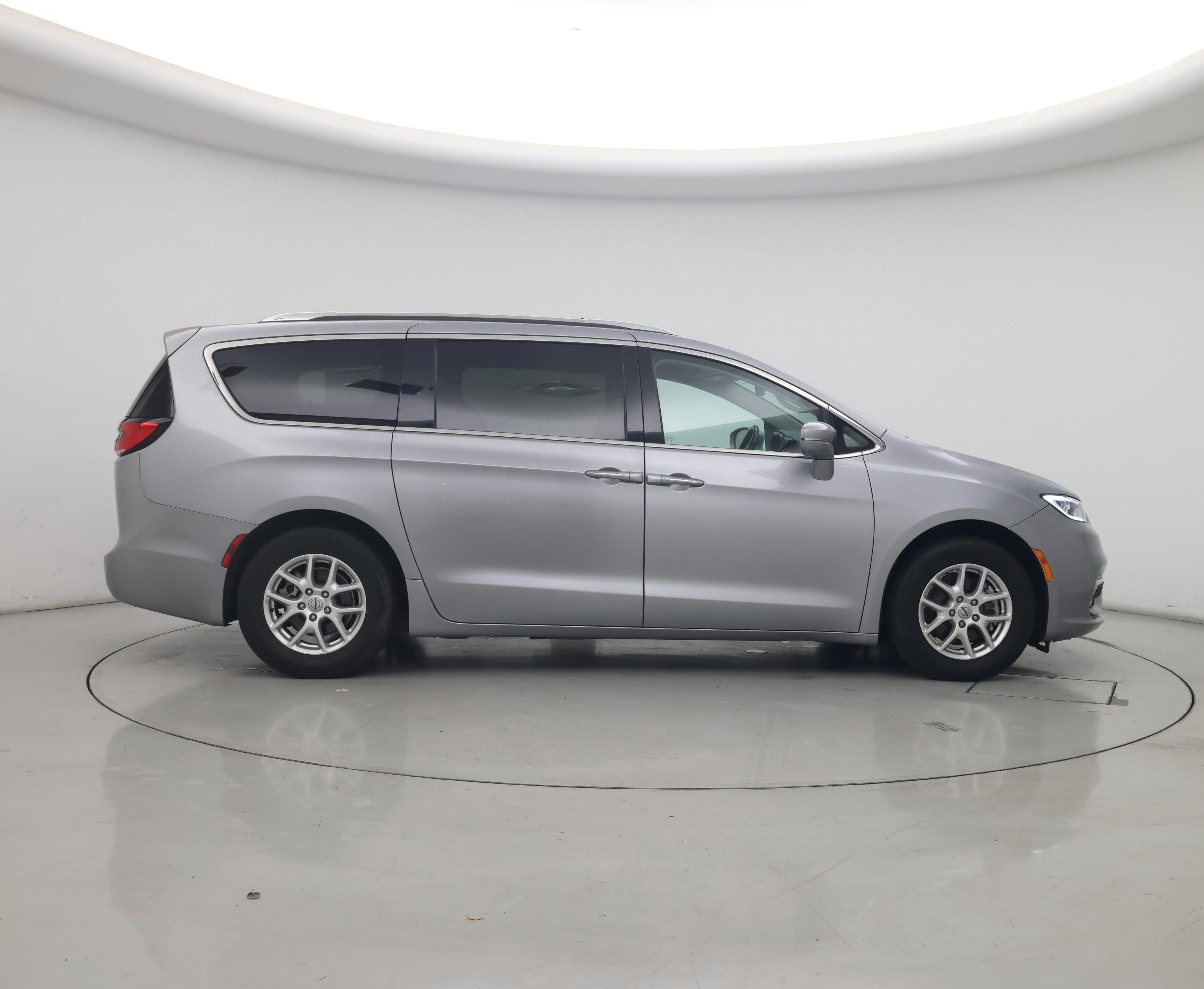 Thumbnail: 2021 Chrysler Pacifica - 7