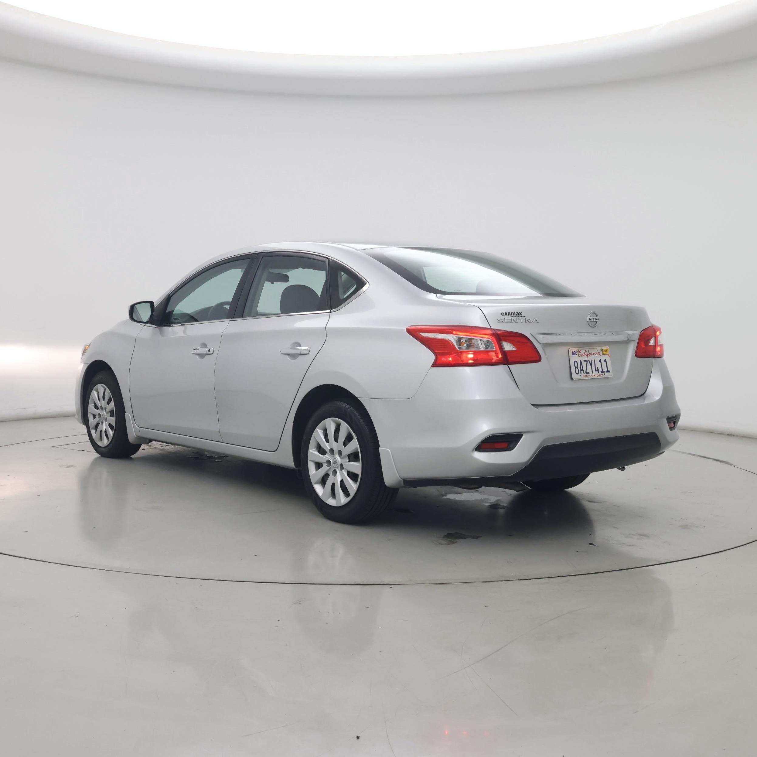 Thumbnail: 2017 Nissan Sentra - 2