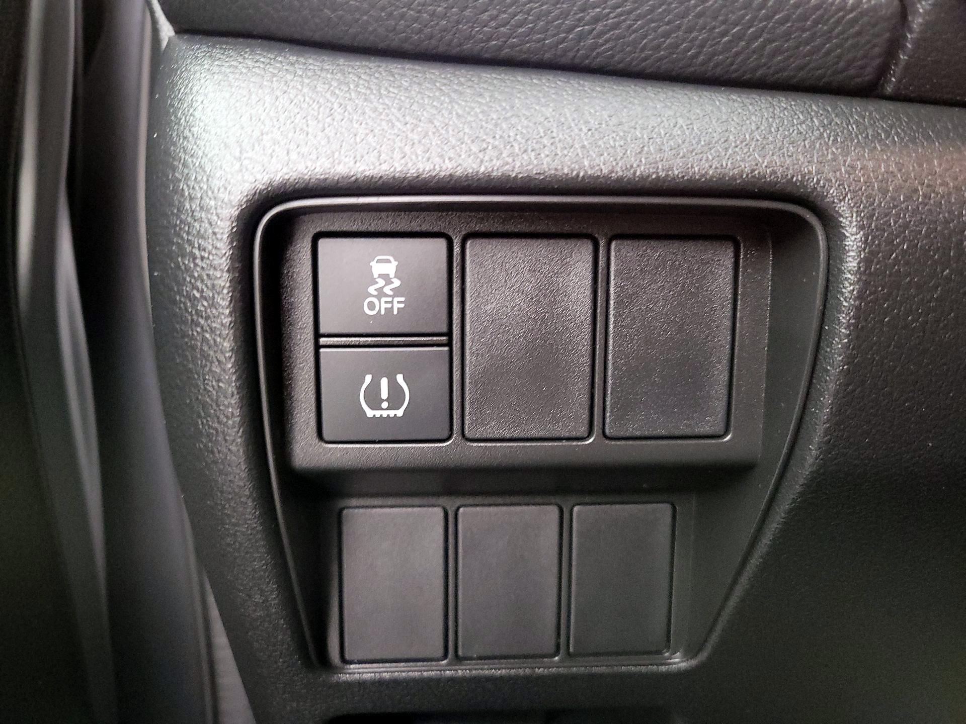 Thumbnail: 2018 Honda CR-V - 13